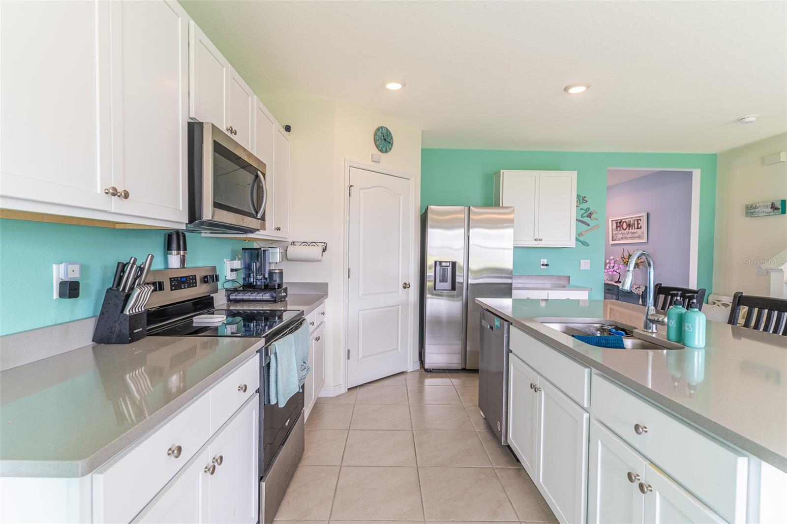1328 DAISY FIELD DR