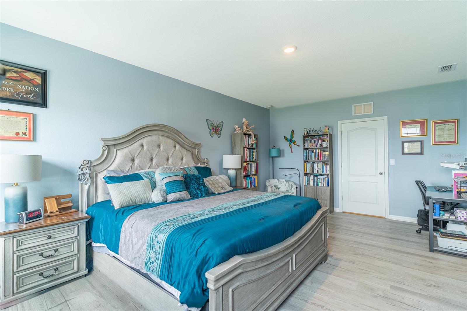 1328 DAISY FIELD DR
