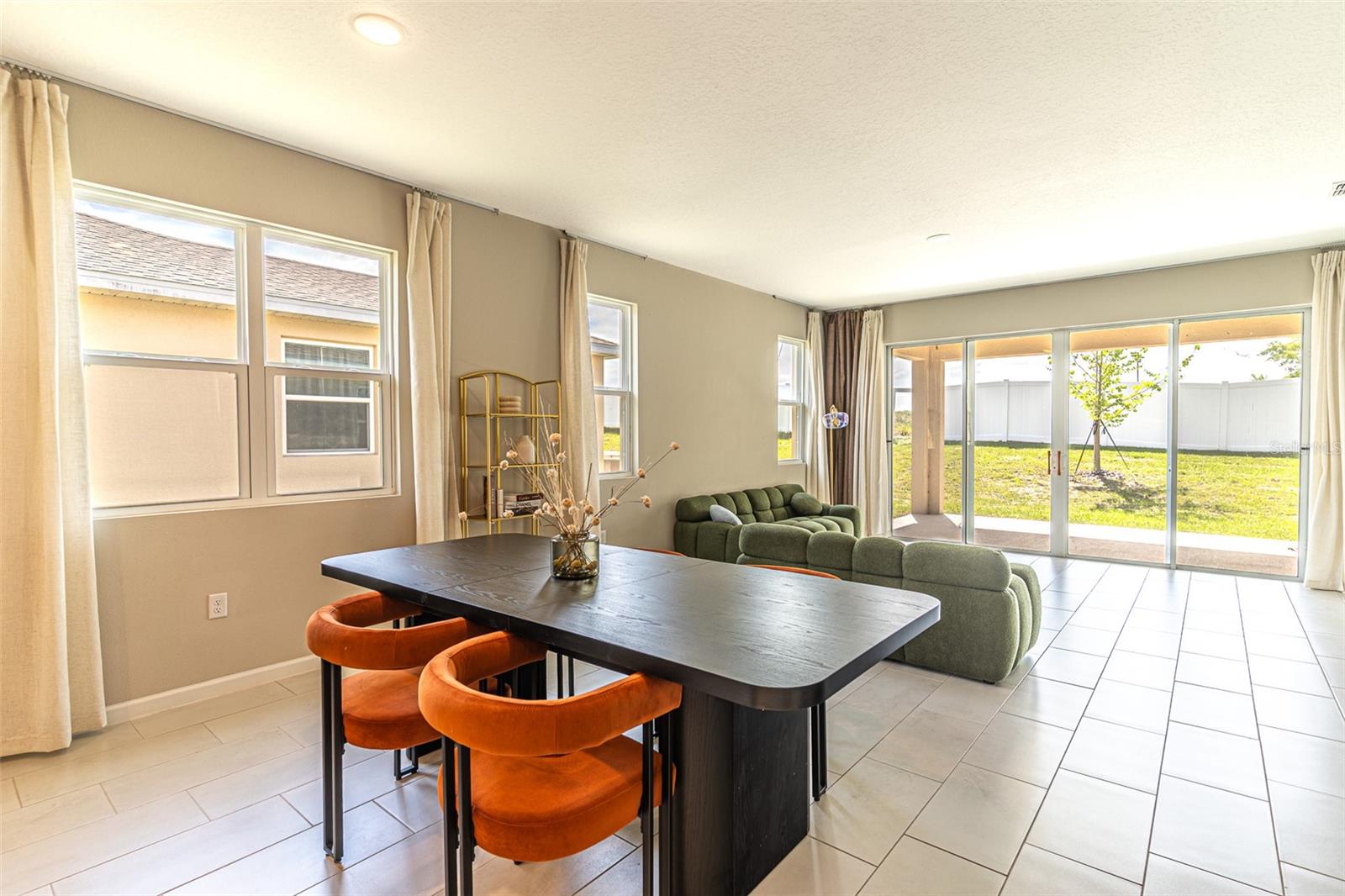148 HILLTOP BLOOM LOOP