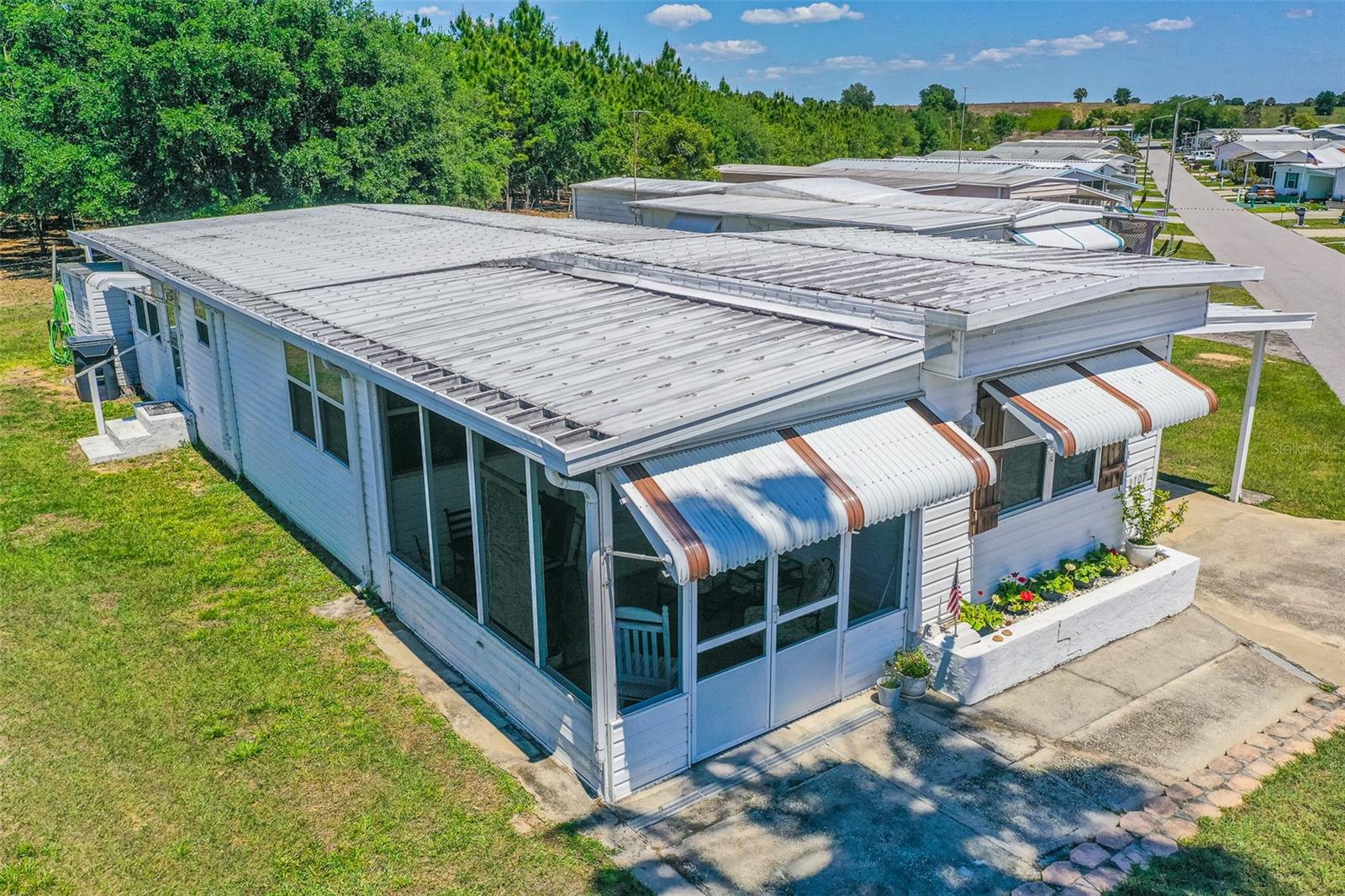 107 EDGEWOOD BLVD