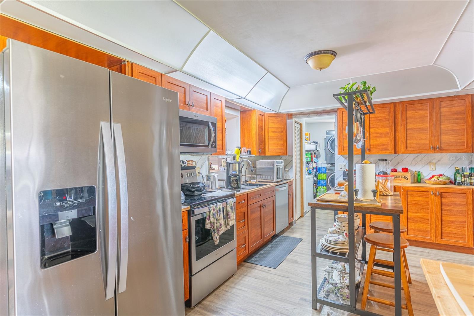305 CLOVERLEAF RD