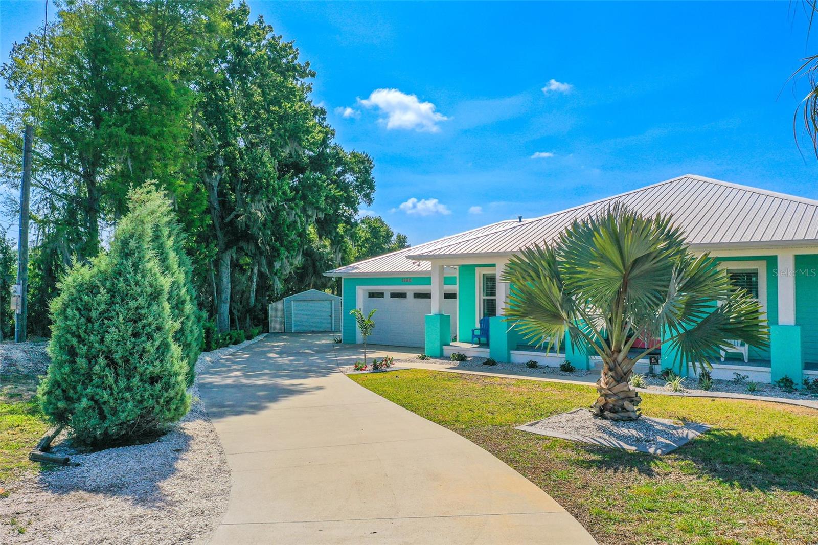 1290 N LAKE SHIPP DR N