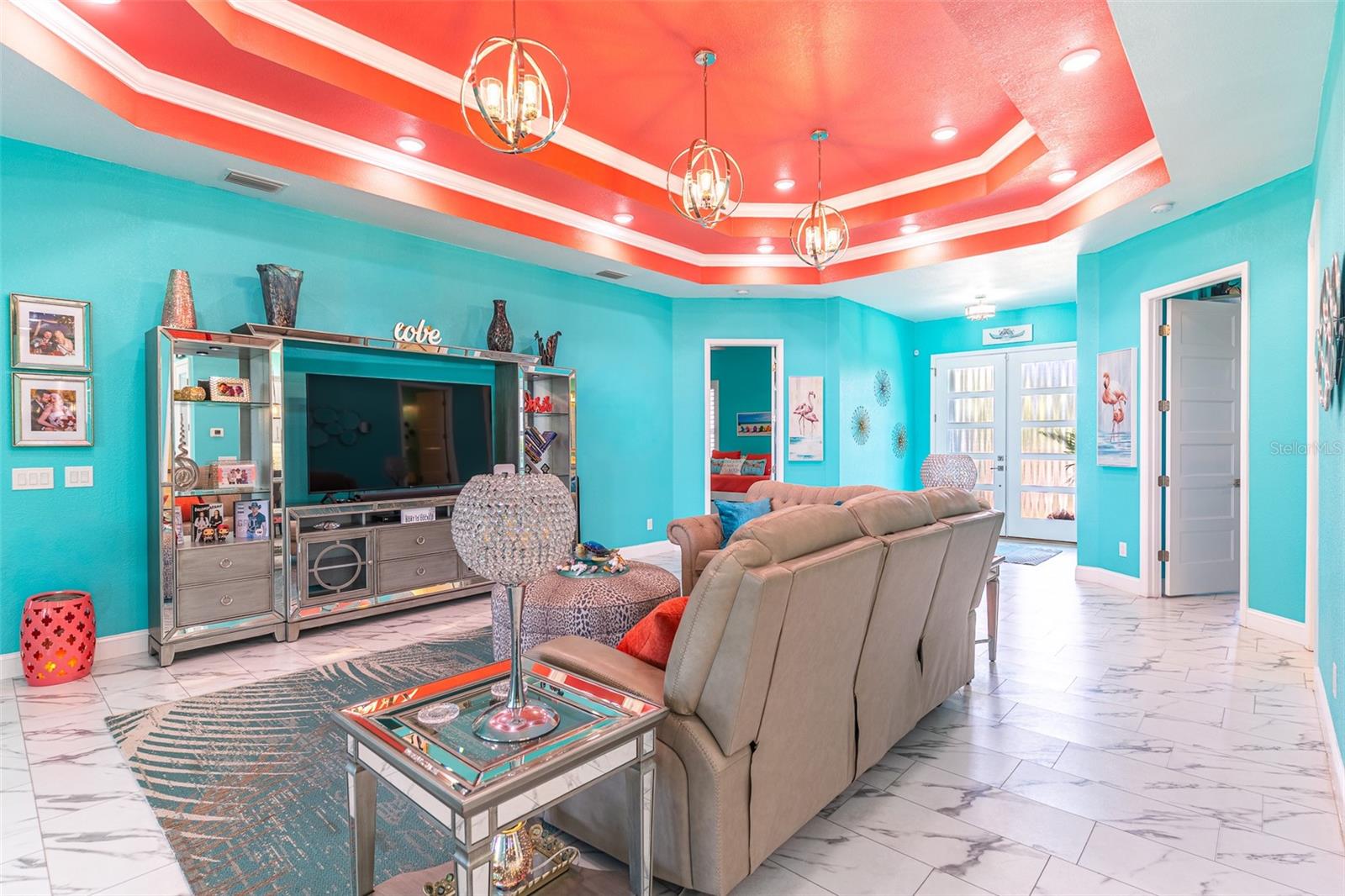 1290 N LAKE SHIPP DR N