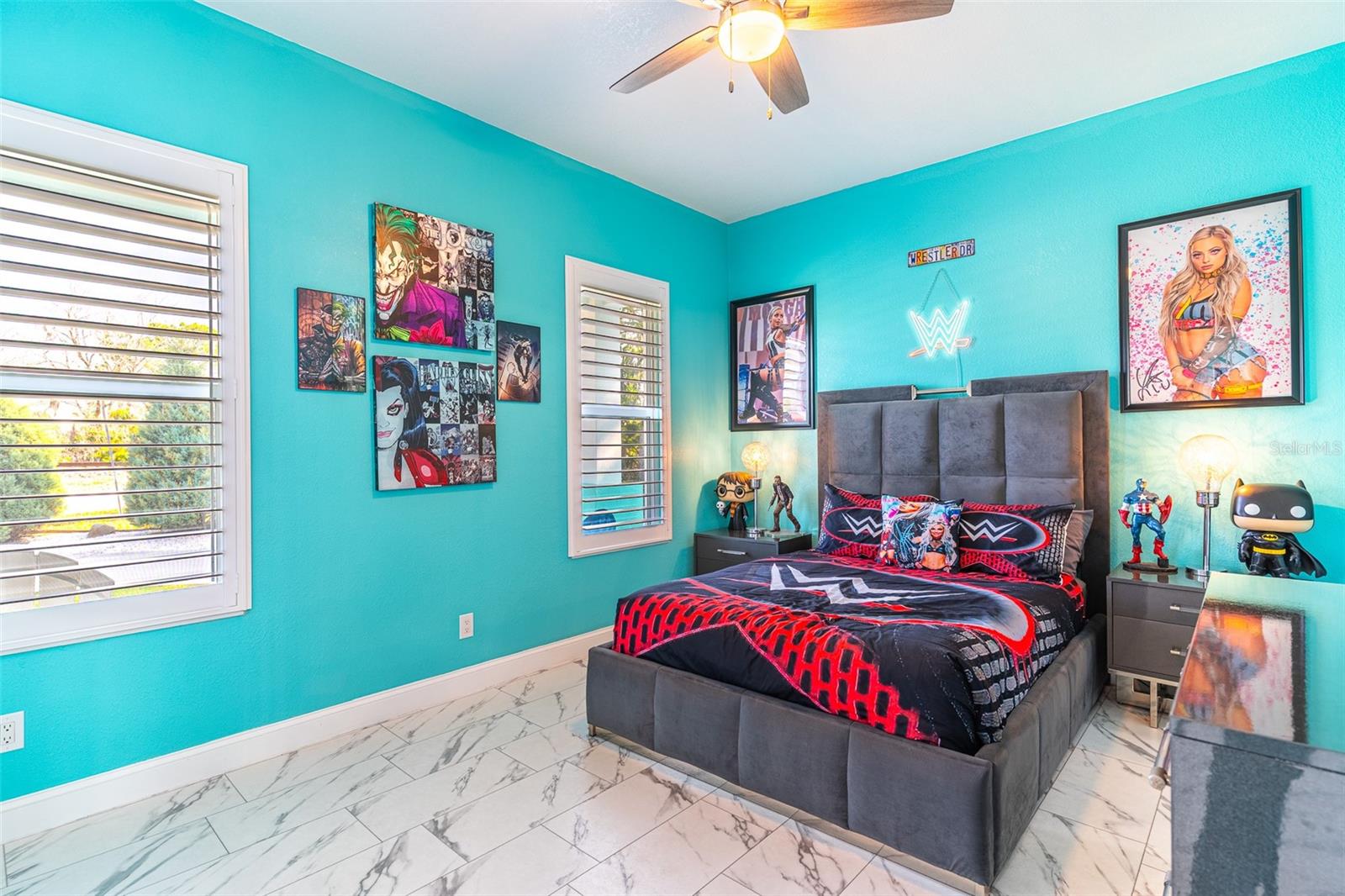 1290 N LAKE SHIPP DR N