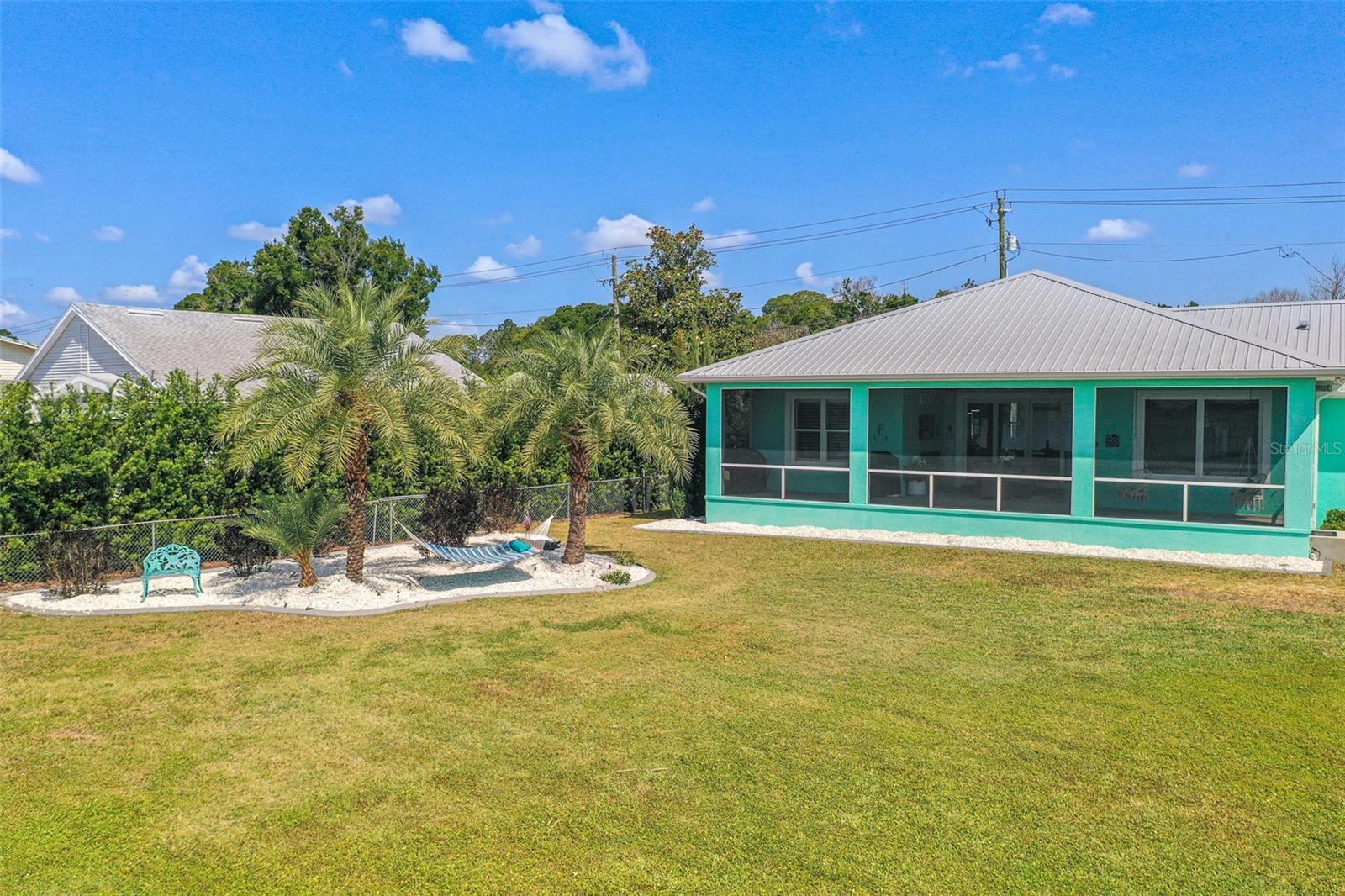 1290 N LAKE SHIPP DR N