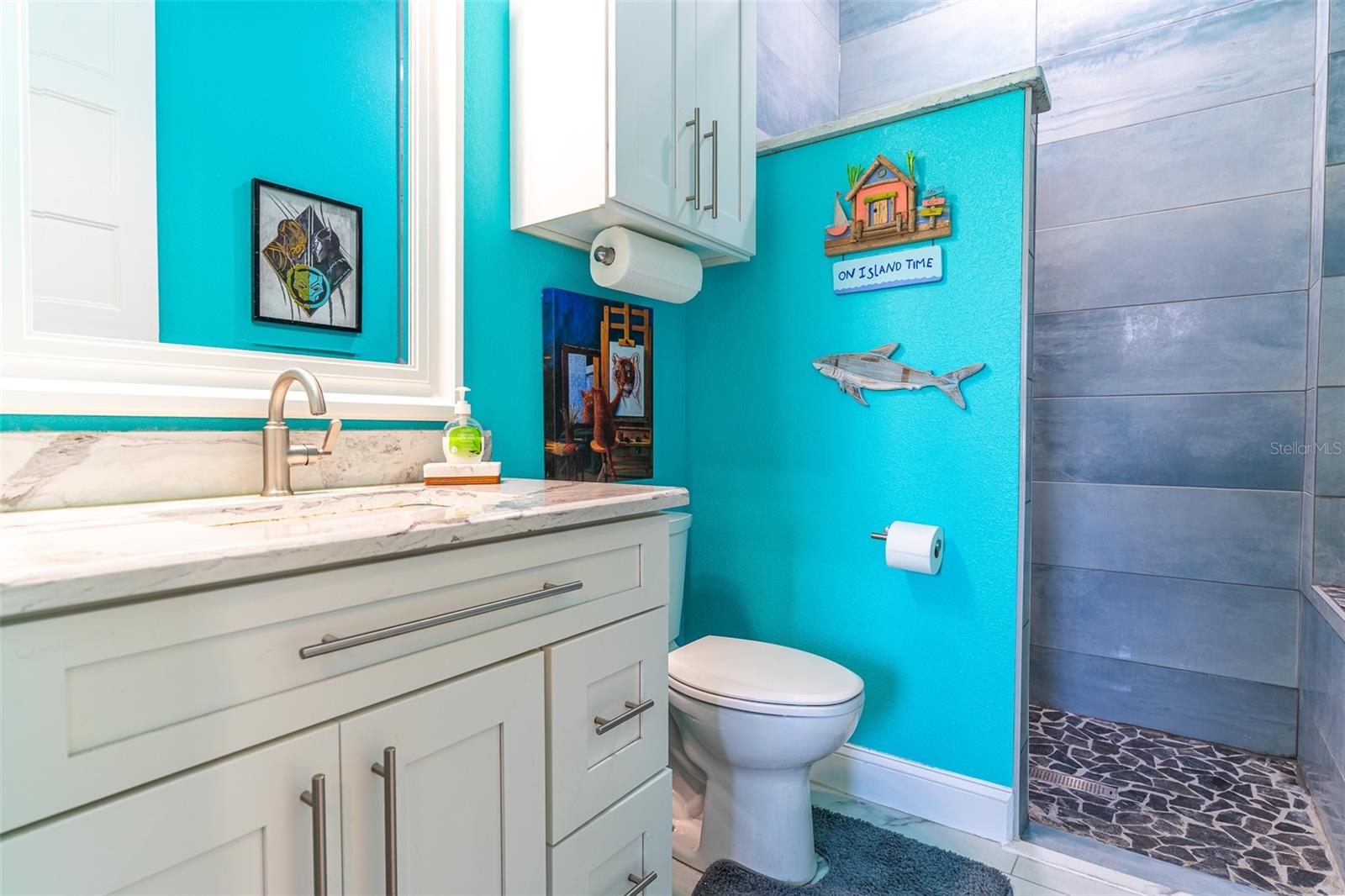 1290 N LAKE SHIPP DR N