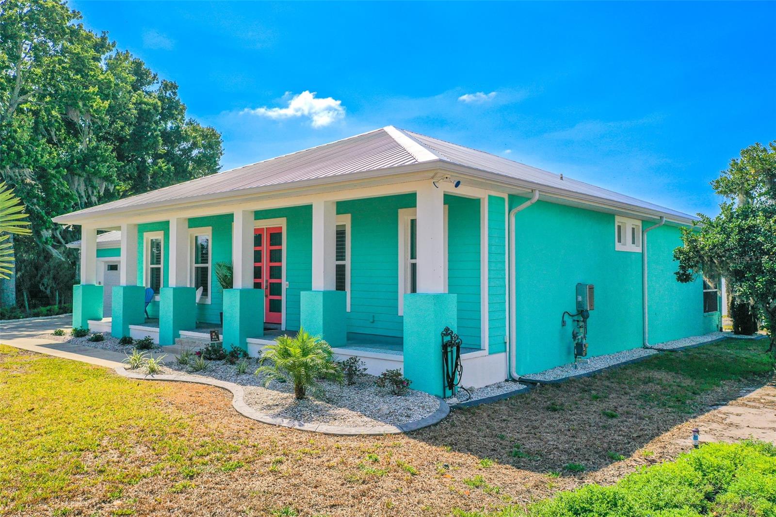 1290 N LAKE SHIPP DR N