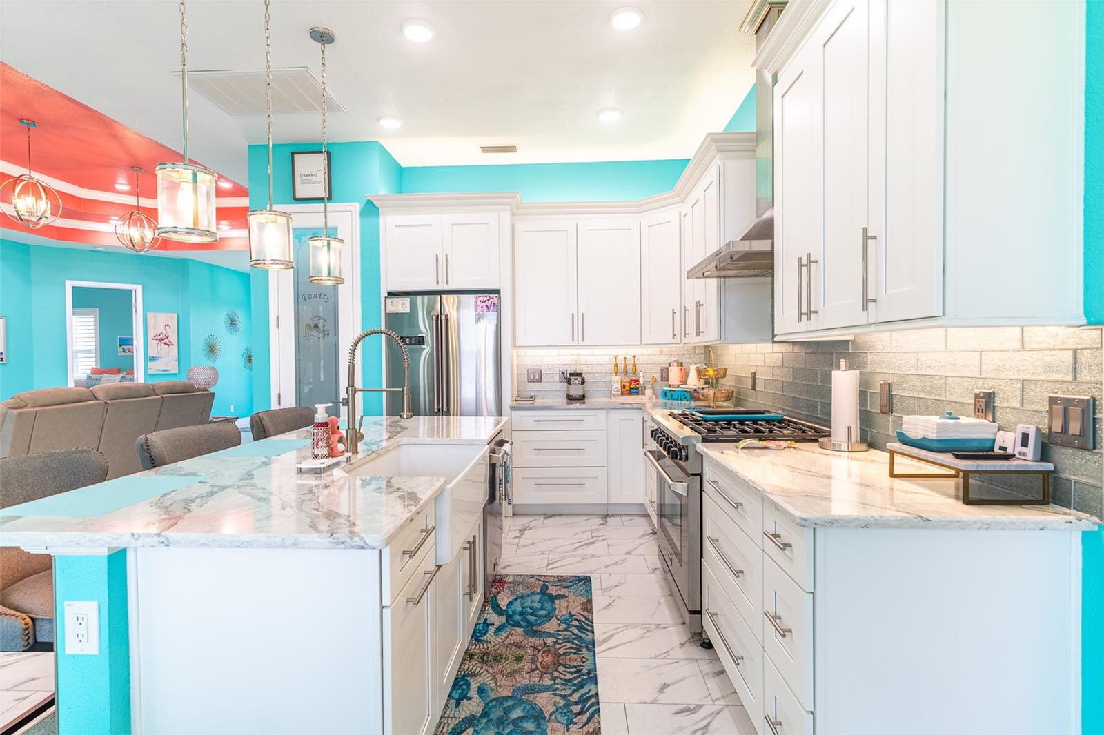 1290 N LAKE SHIPP DR N