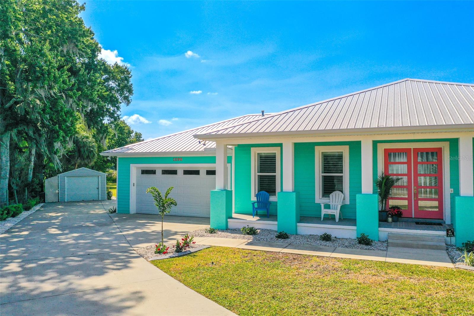 1290 N LAKE SHIPP DR N