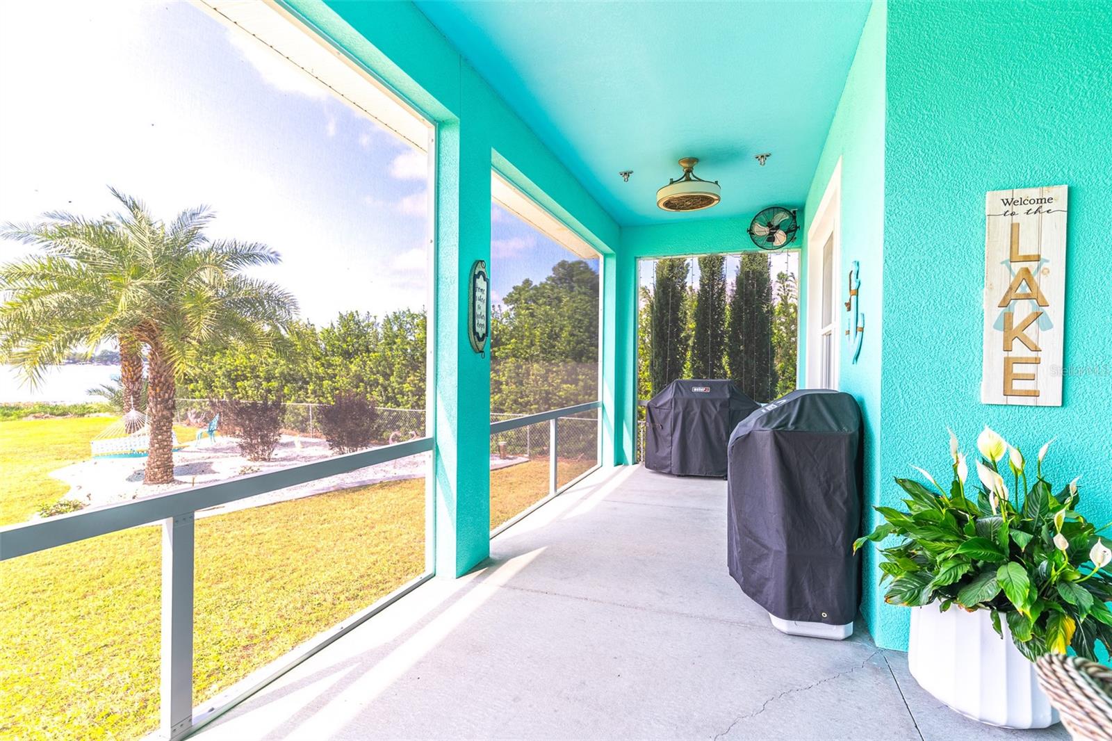 1290 N LAKE SHIPP DR N