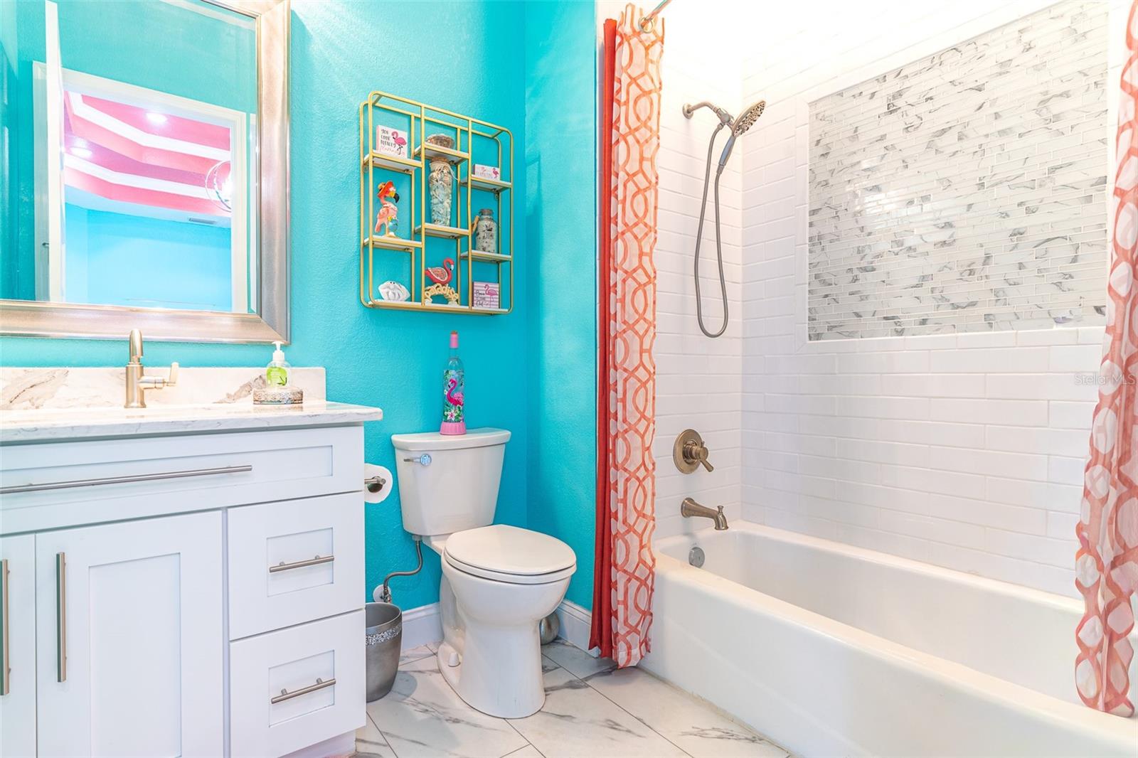 1290 N LAKE SHIPP DR N