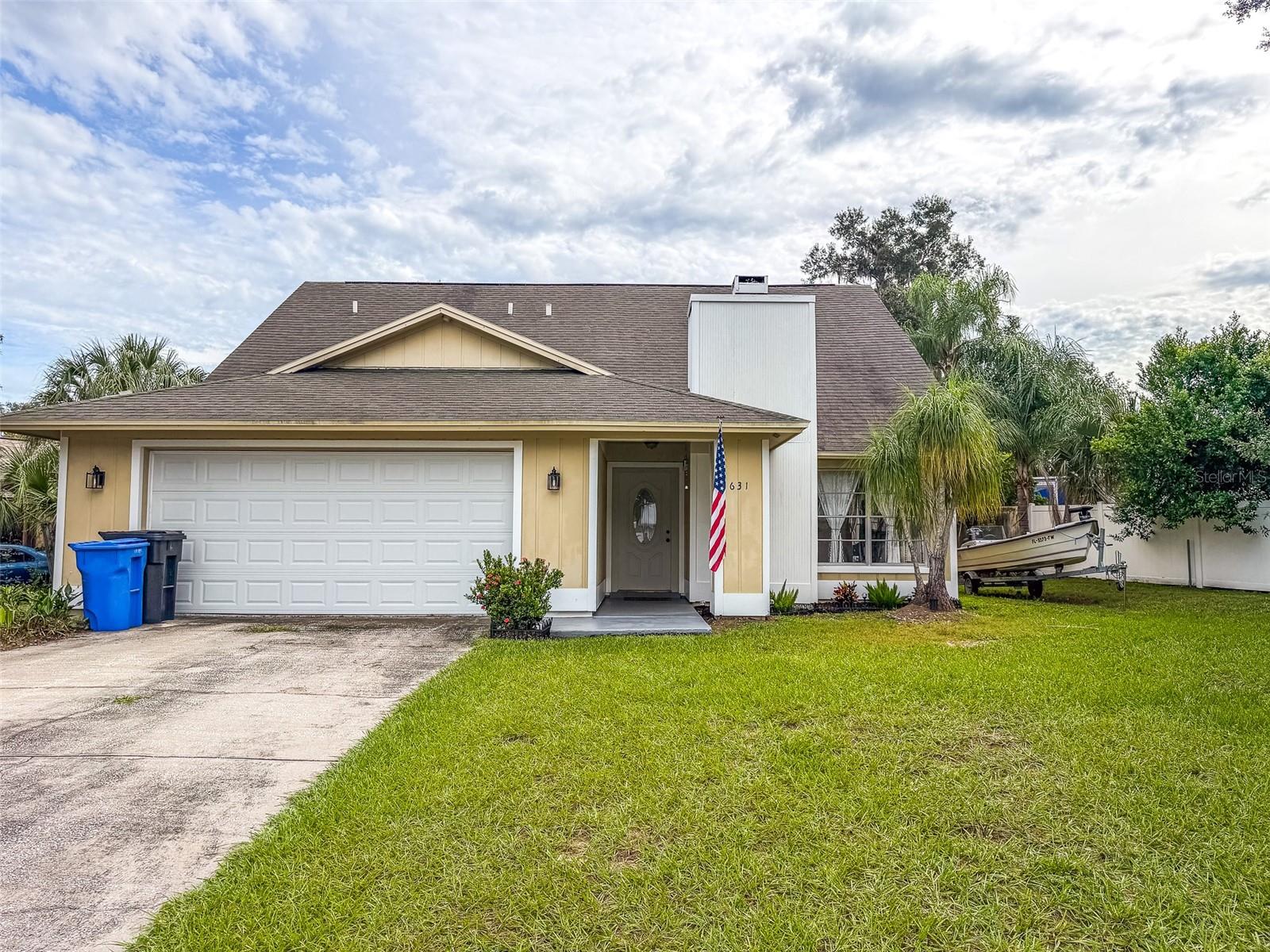 631 STONE DR