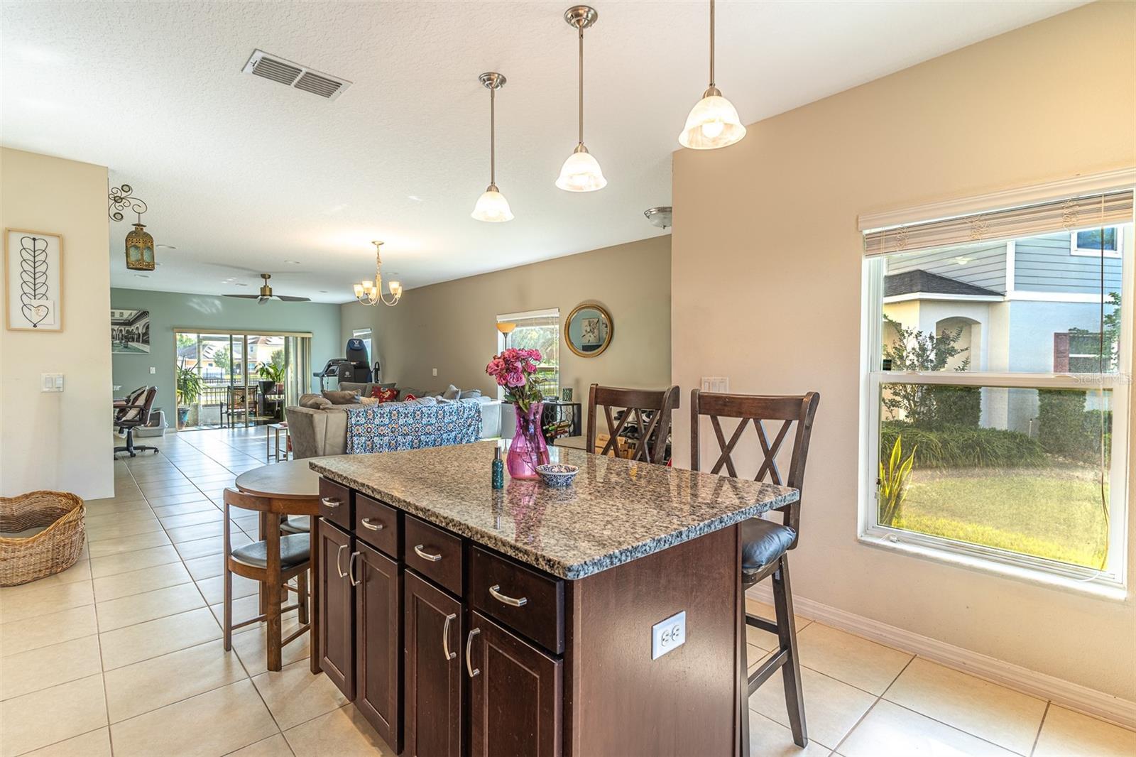 233 PRIMROSE DR