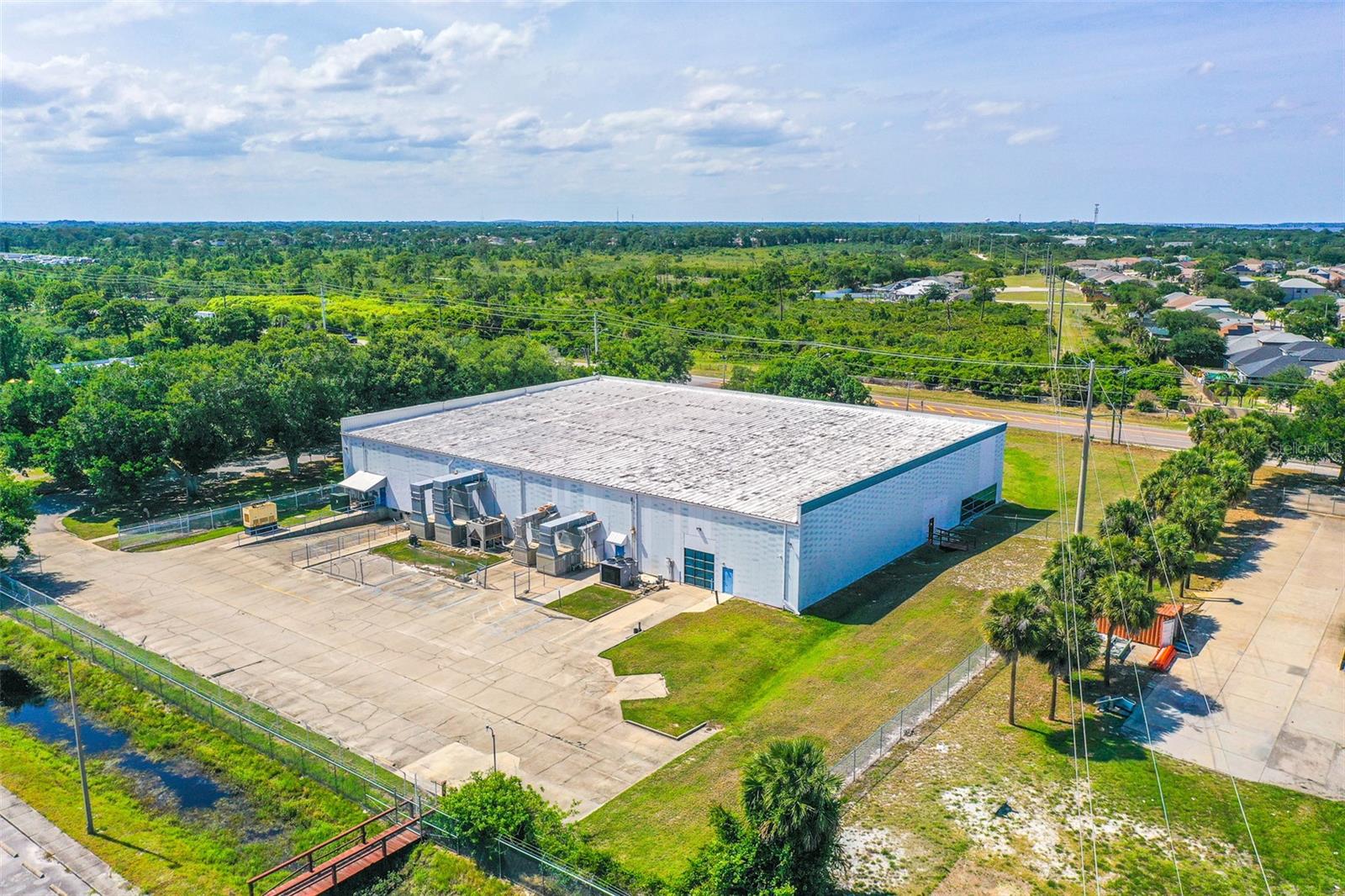 295 BARNES BLVD