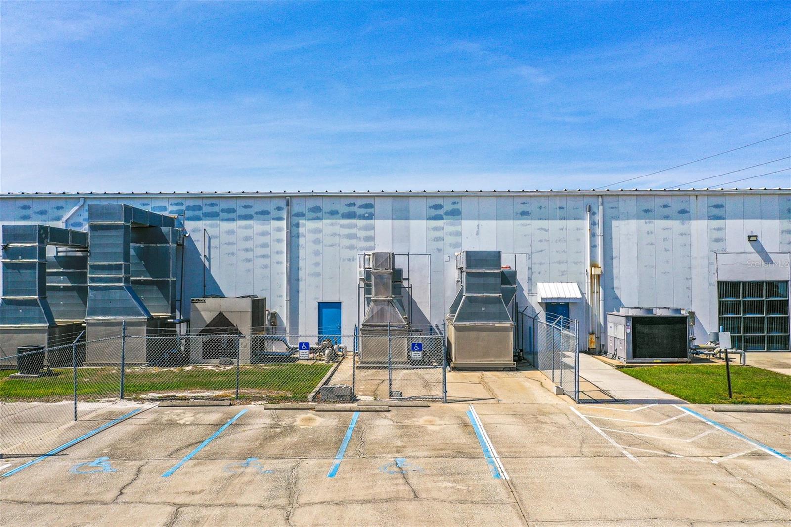 295 BARNES BLVD