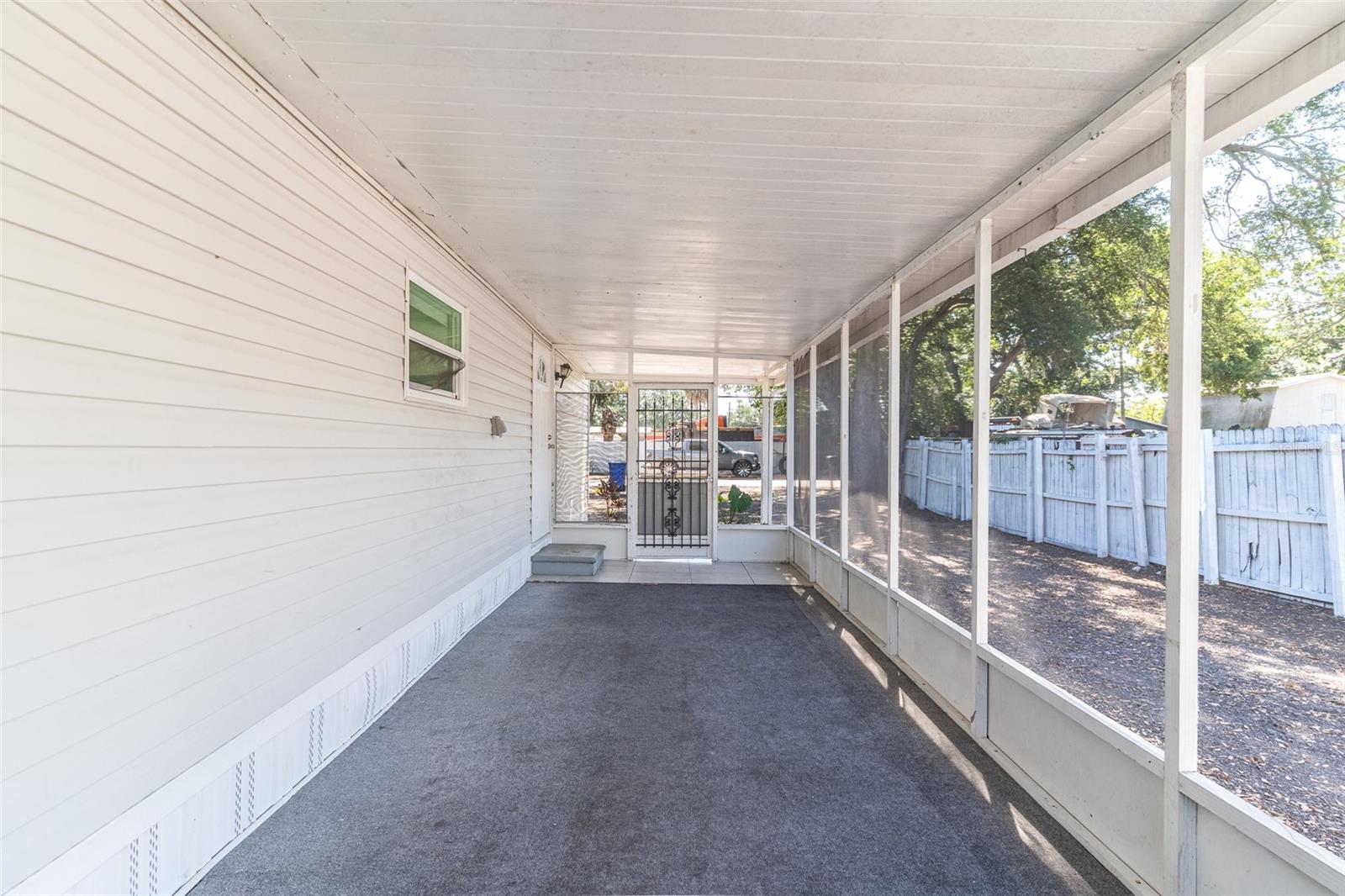 5807 BARRY LN