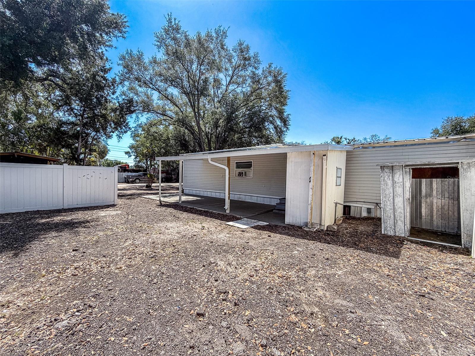 5807 BARRY LN