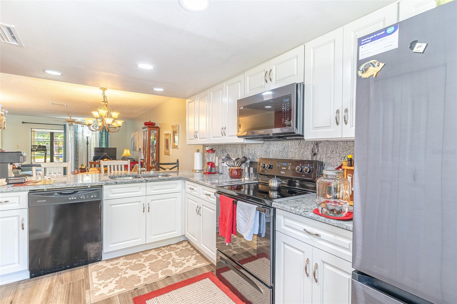 3007 GRANADA CT #4