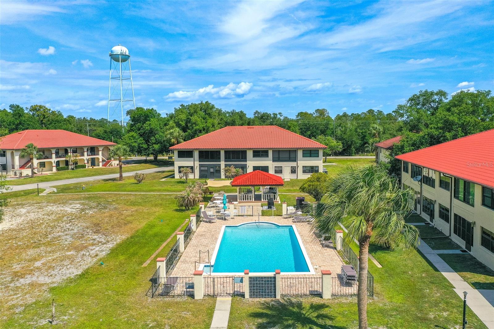 3007 GRANADA CT #4