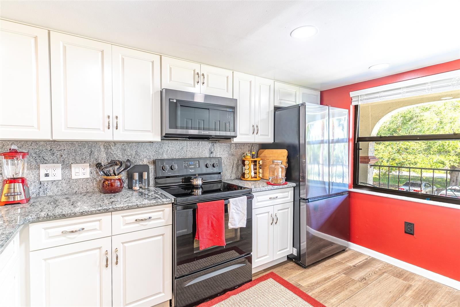 3007 GRANADA CT #4