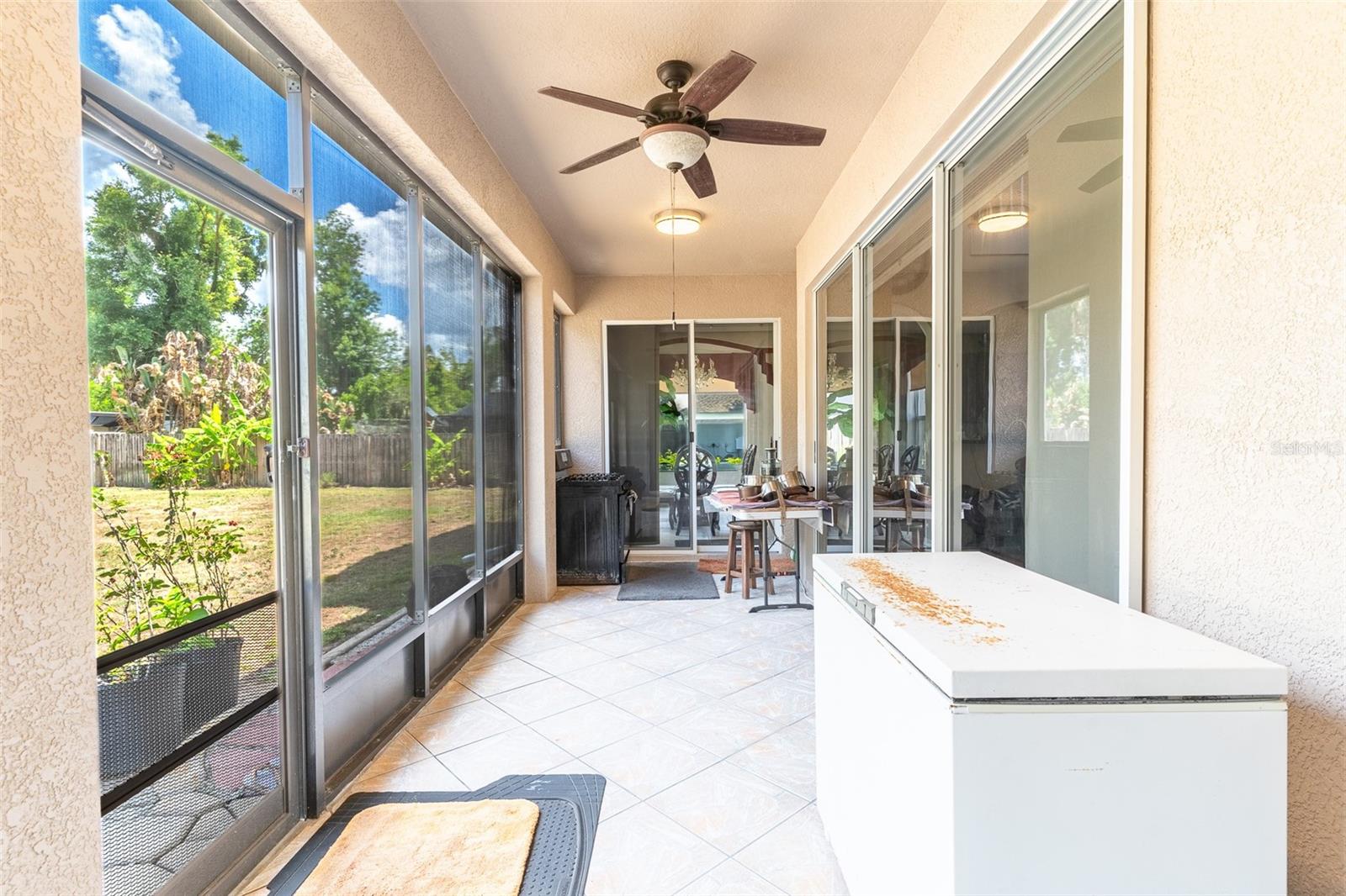 915 HICKORY FORK DR