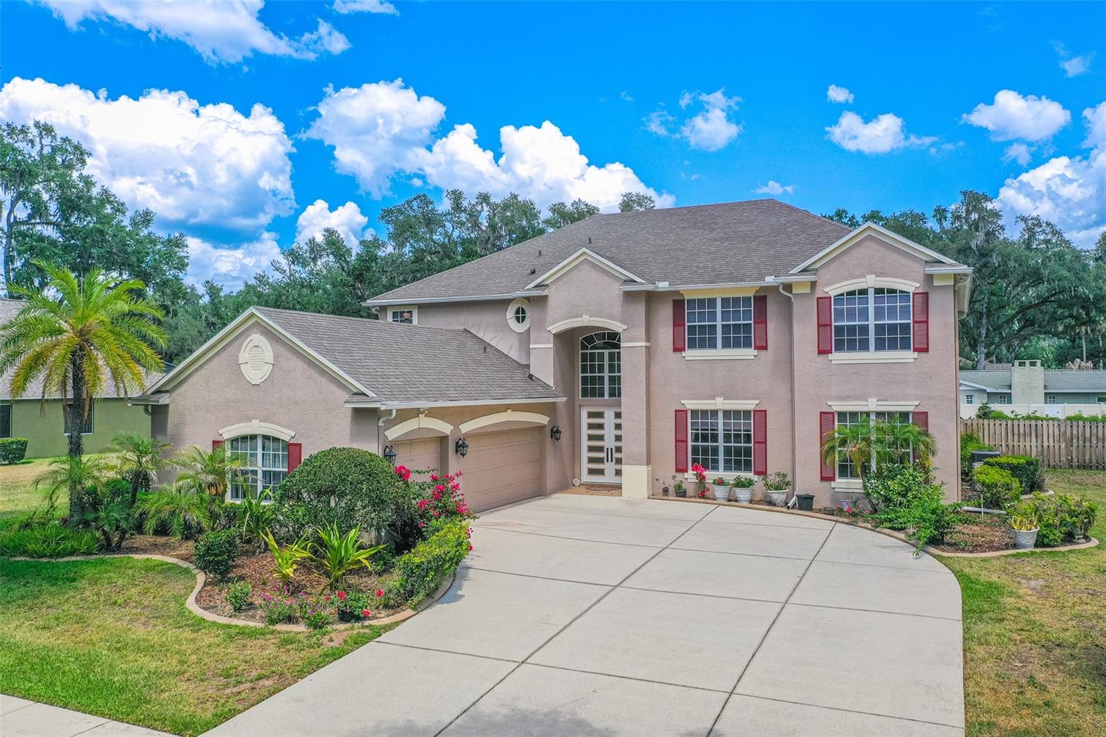 915 HICKORY FORK DR