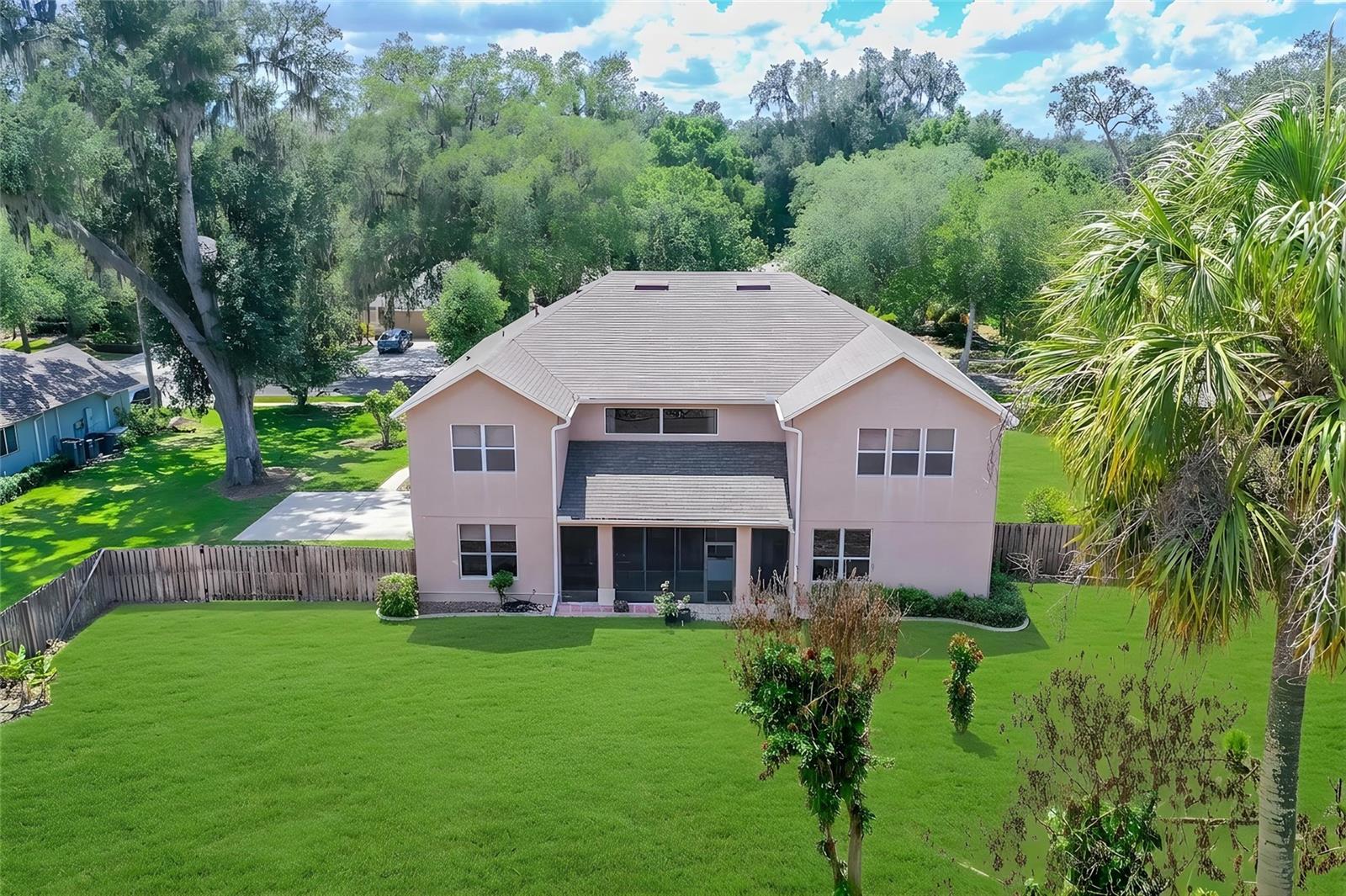 915 HICKORY FORK DR