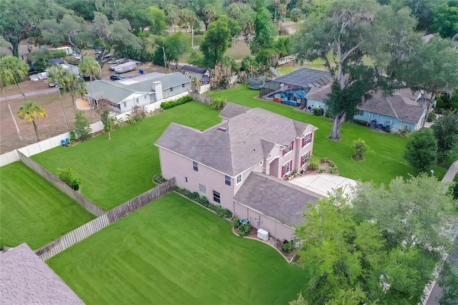 915 HICKORY FORK DR