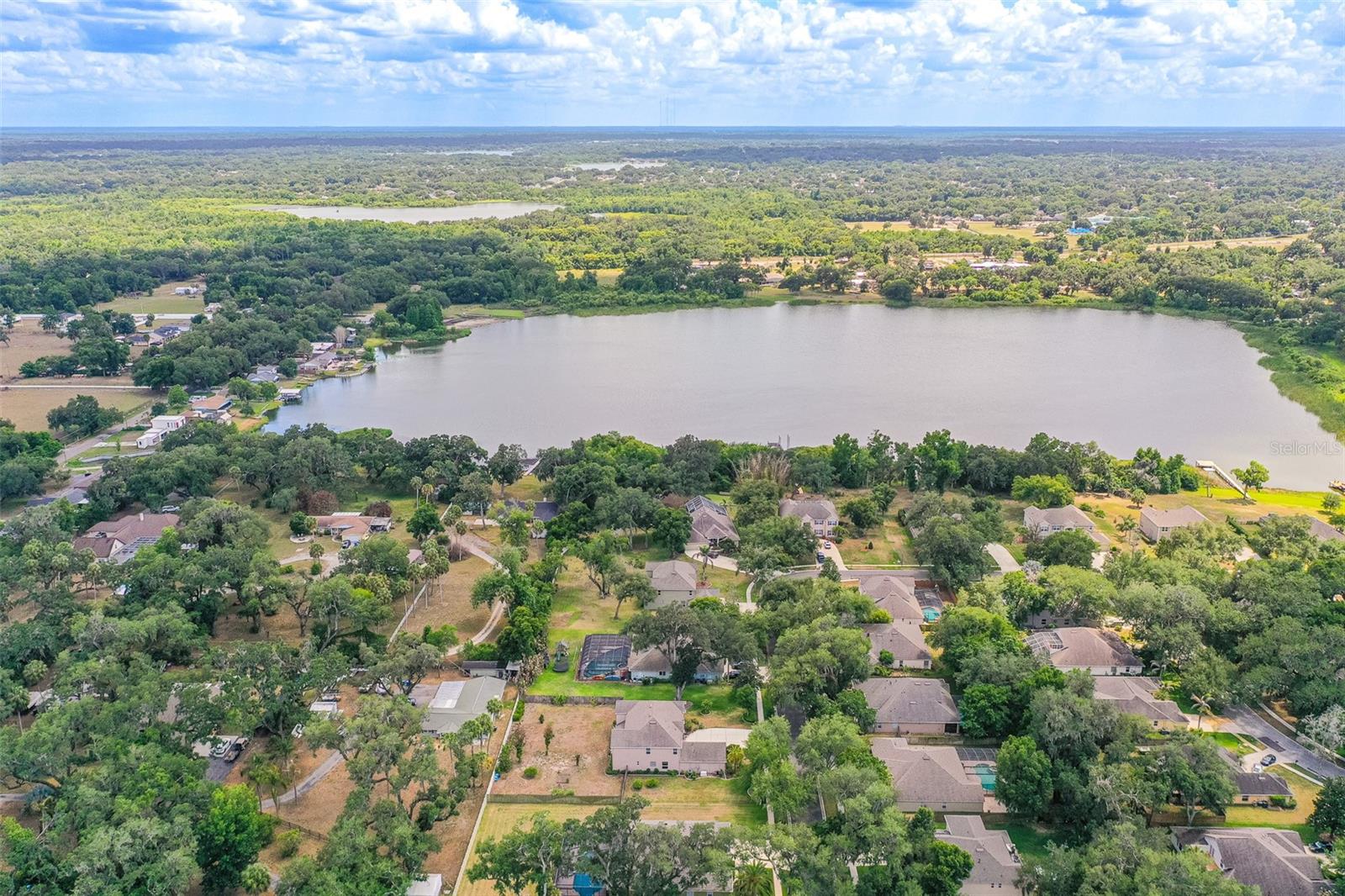 915 HICKORY FORK DR