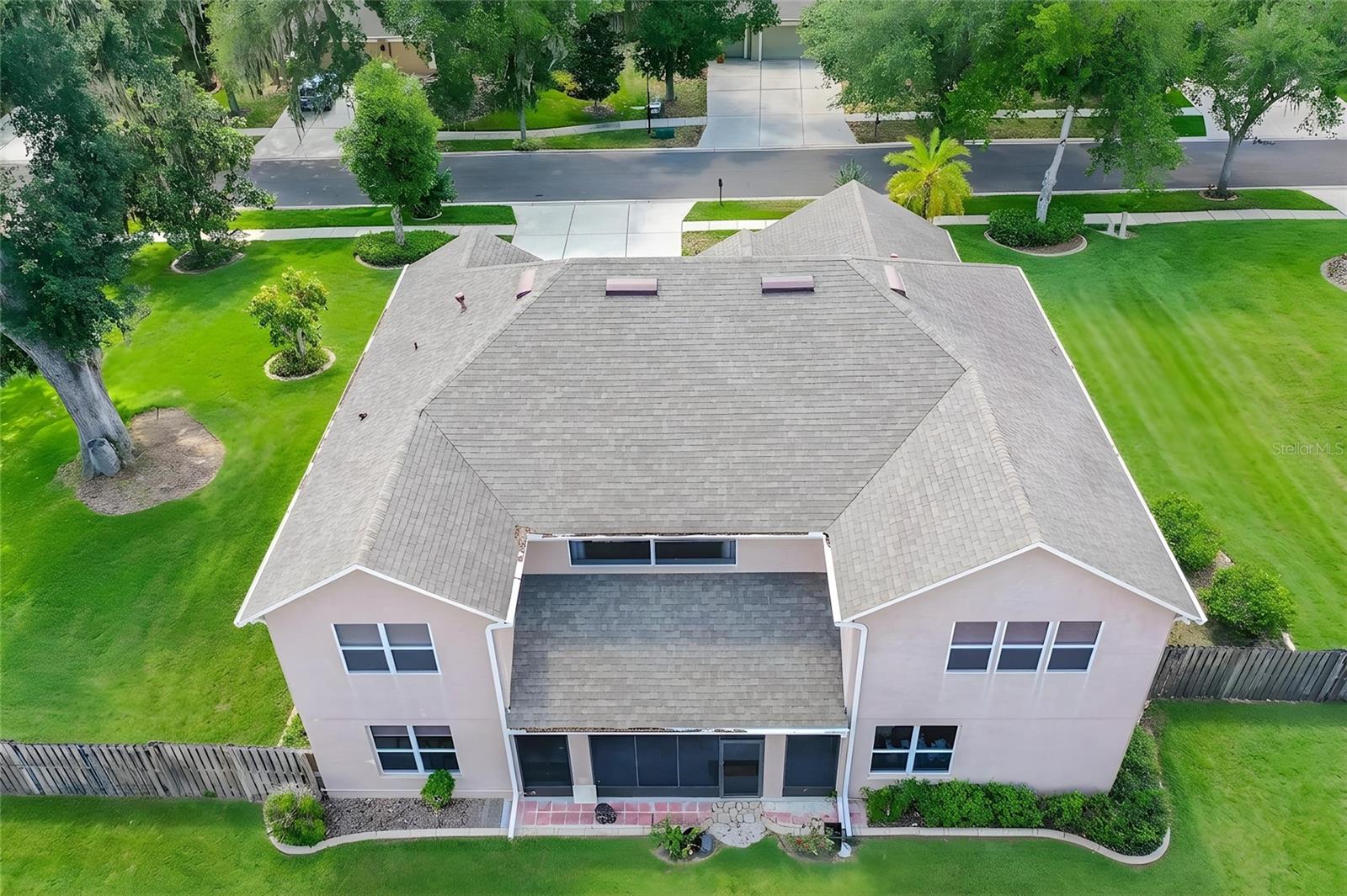 915 HICKORY FORK DR