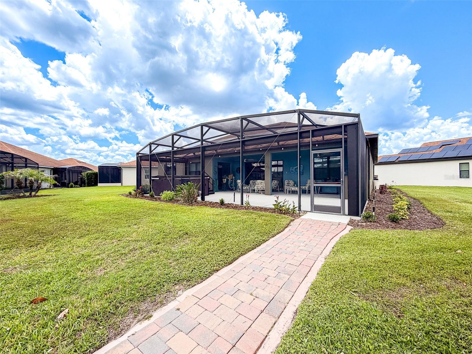1394 OAKMONT DR