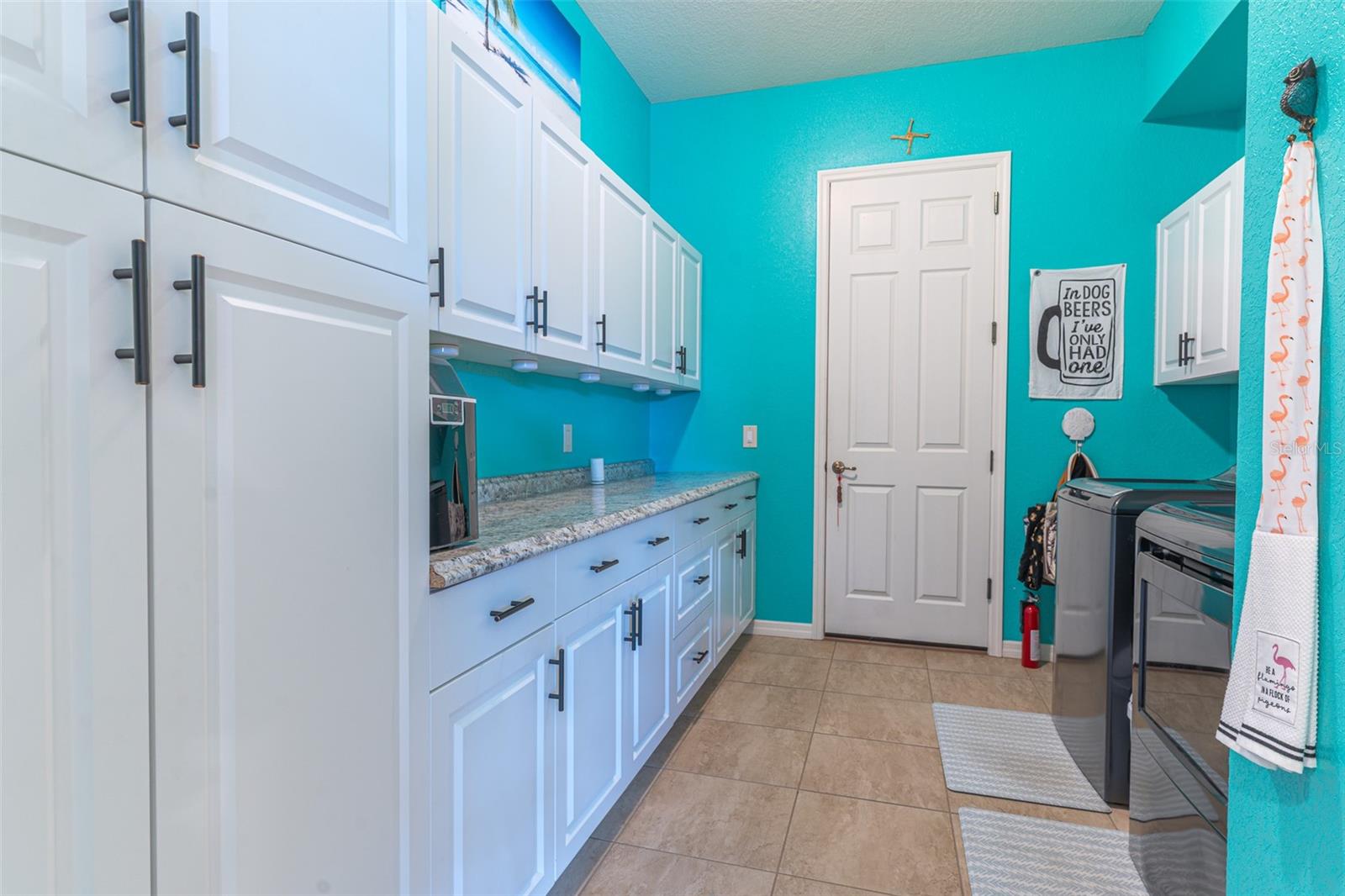 1394 OAKMONT DR