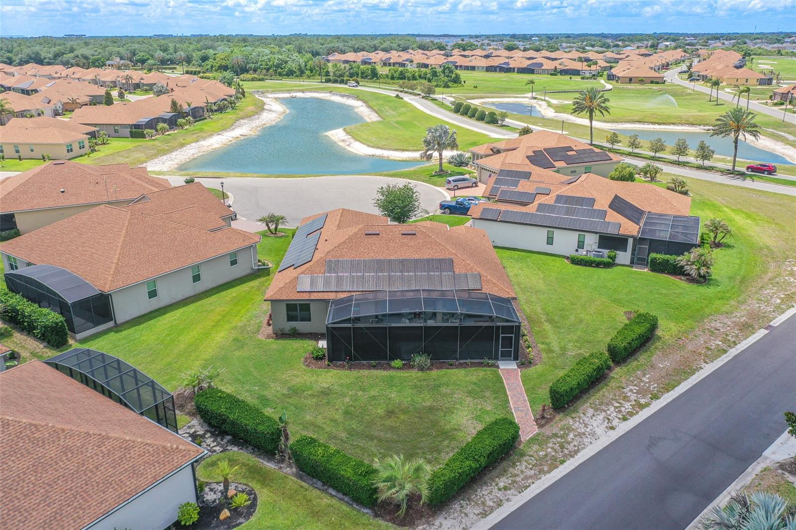 1394 OAKMONT DR
