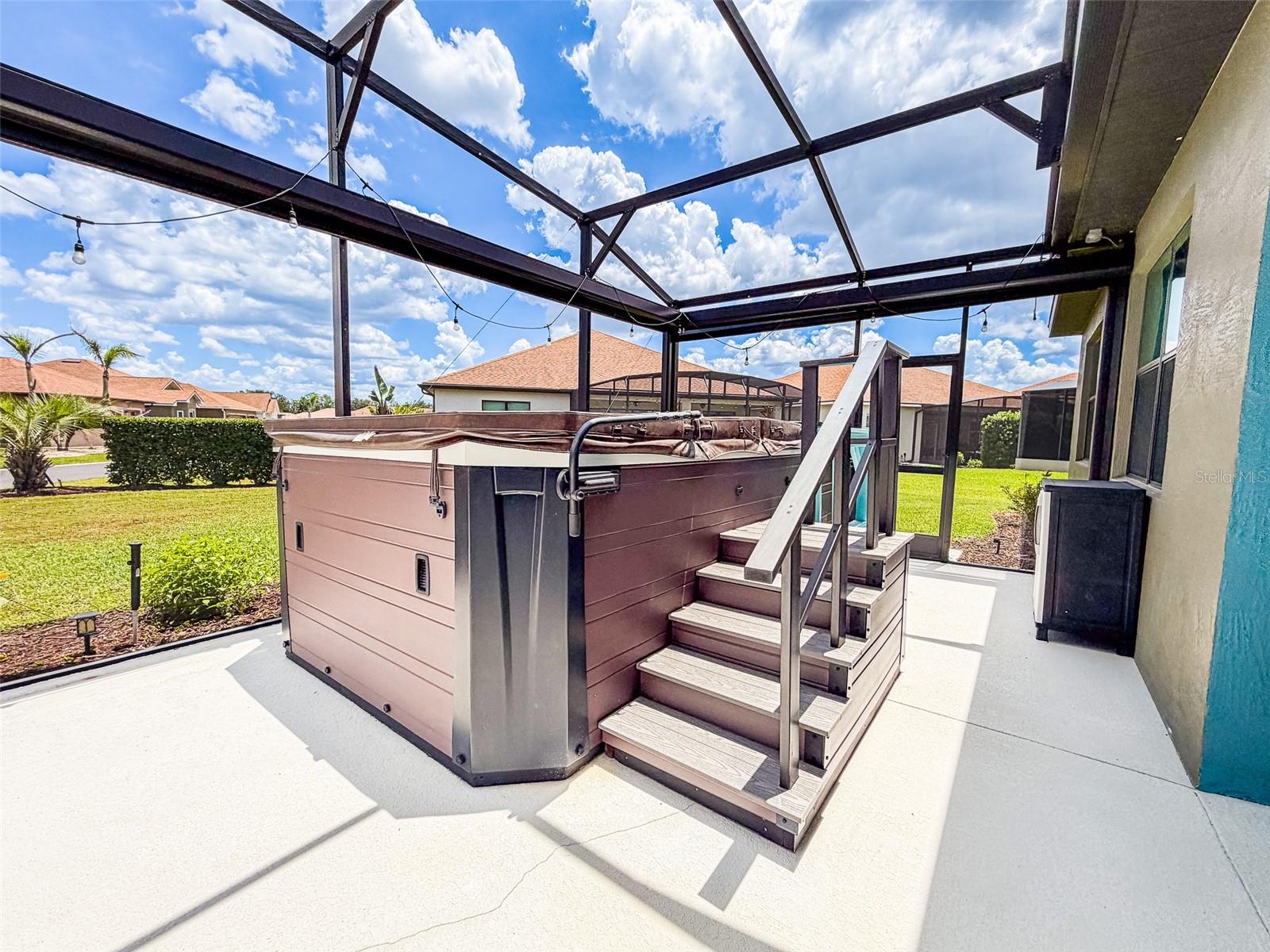 1394 OAKMONT DR