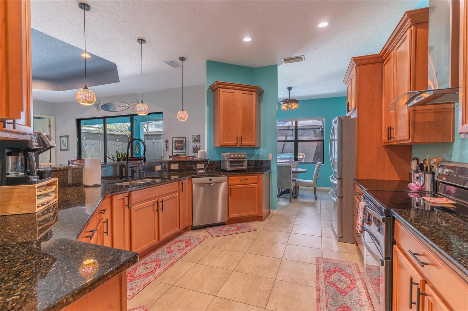 1394 OAKMONT DR