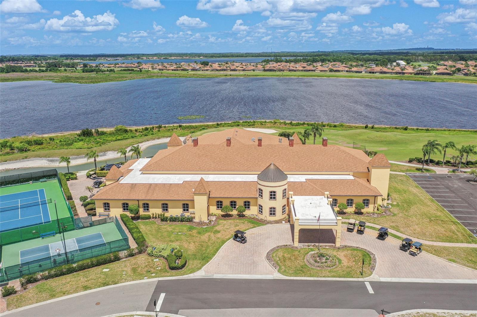 1394 OAKMONT DR