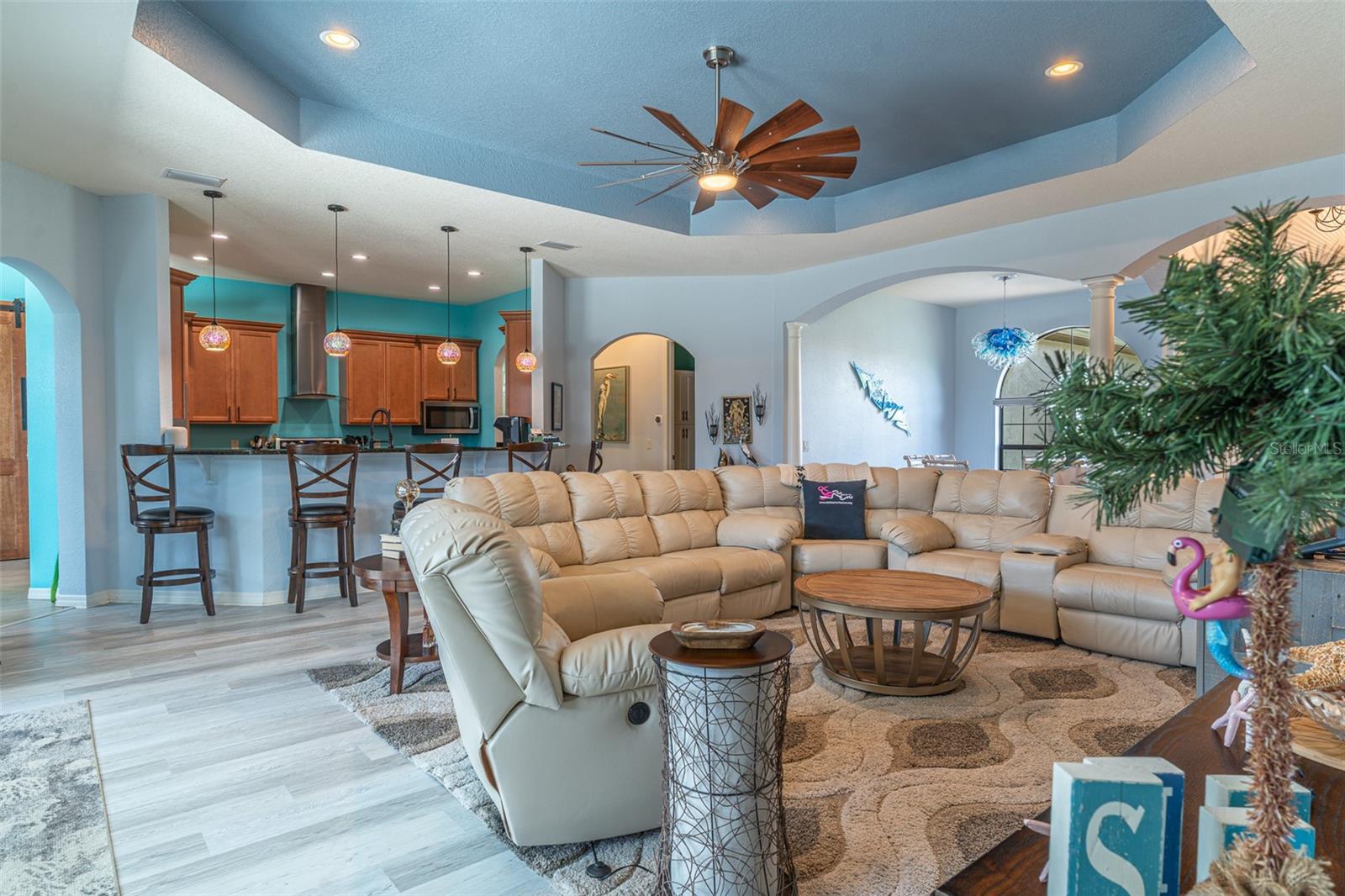 1394 OAKMONT DR
