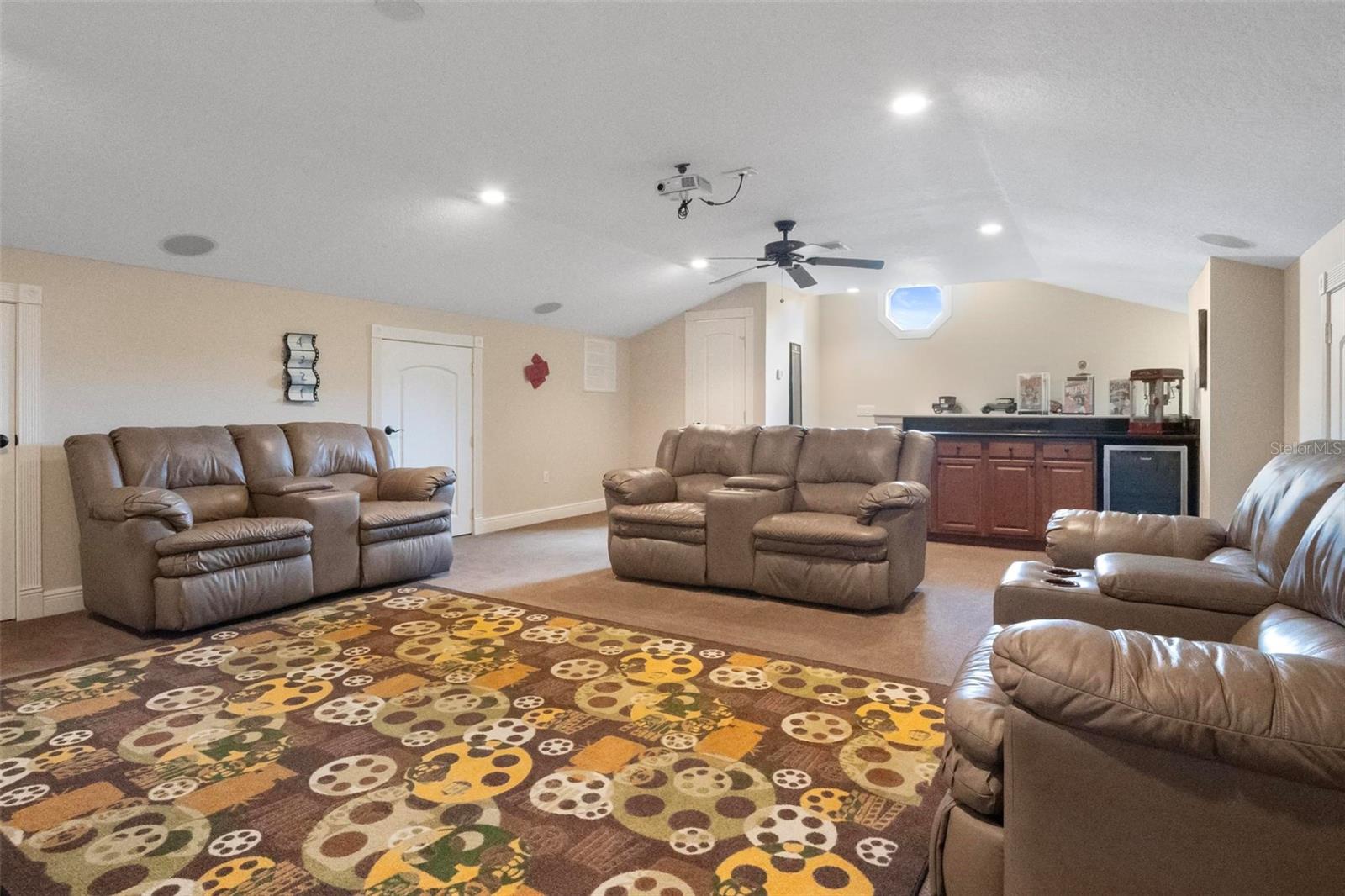 250 BRIGHAM RD NW