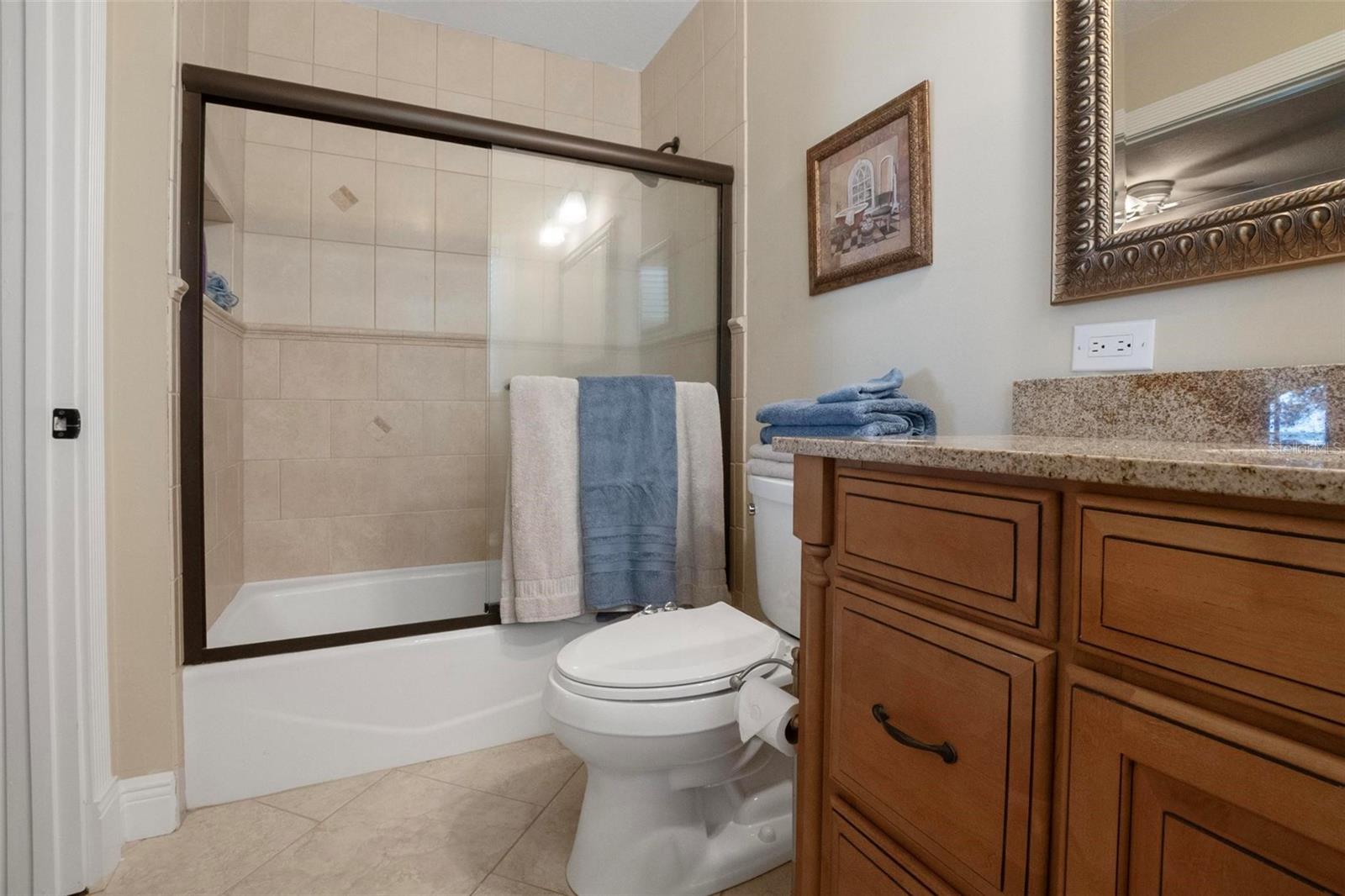 250 BRIGHAM RD NW