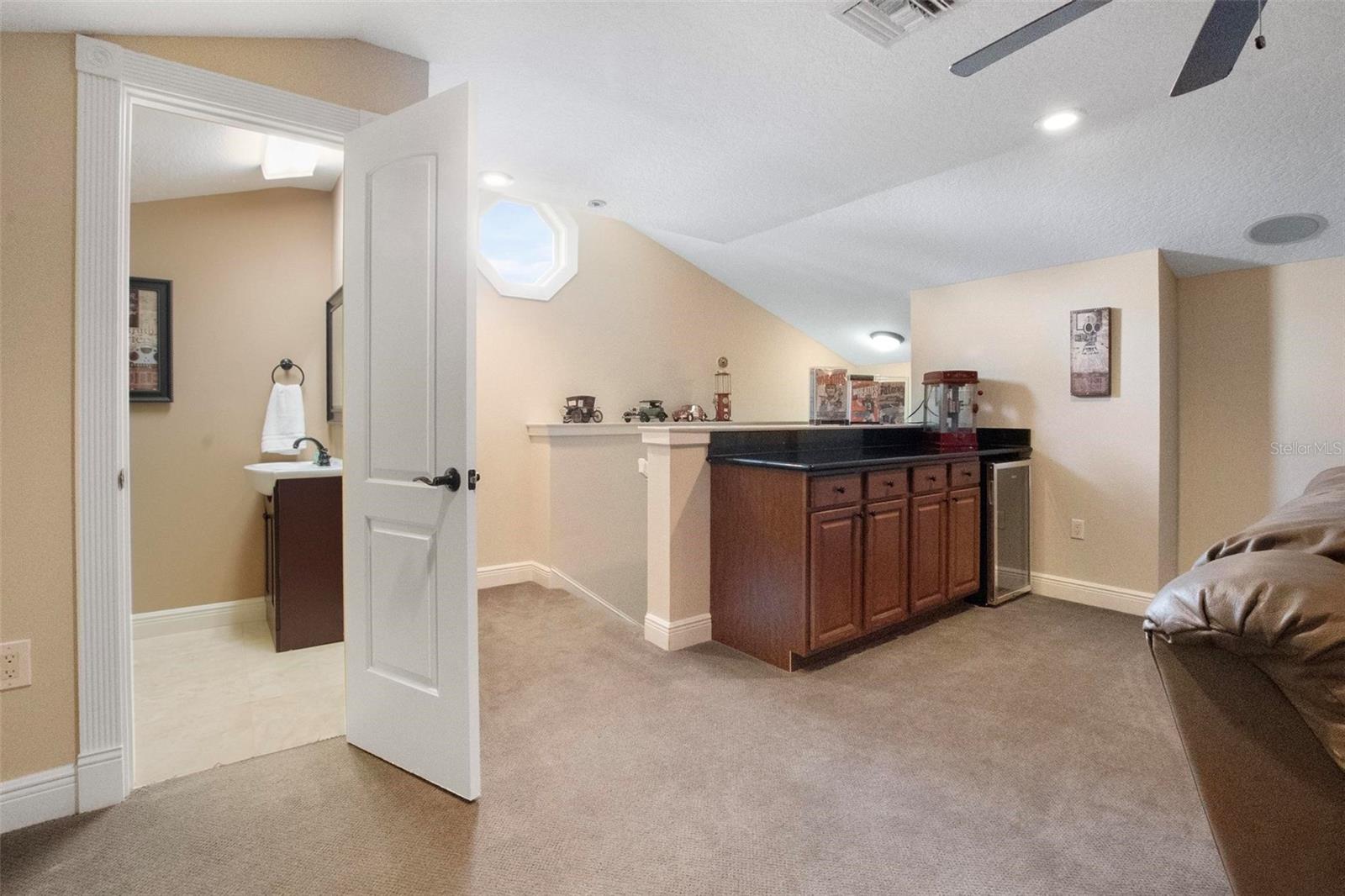 250 BRIGHAM RD NW