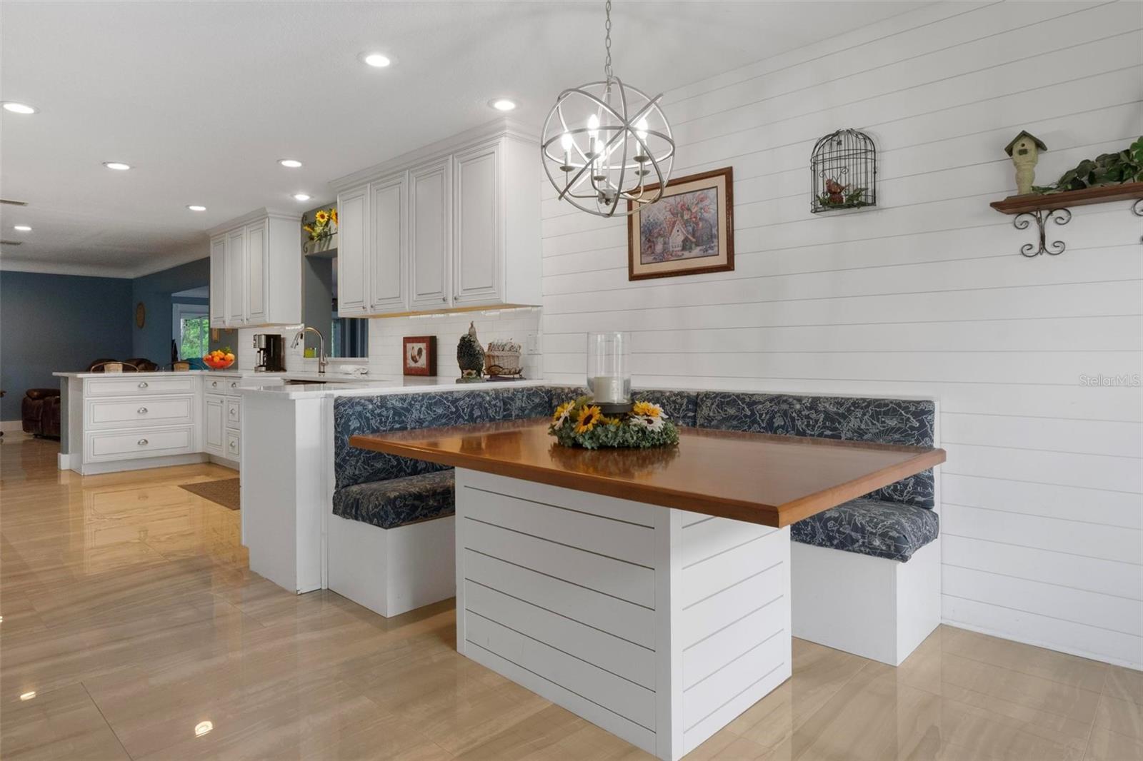 250 BRIGHAM RD NW