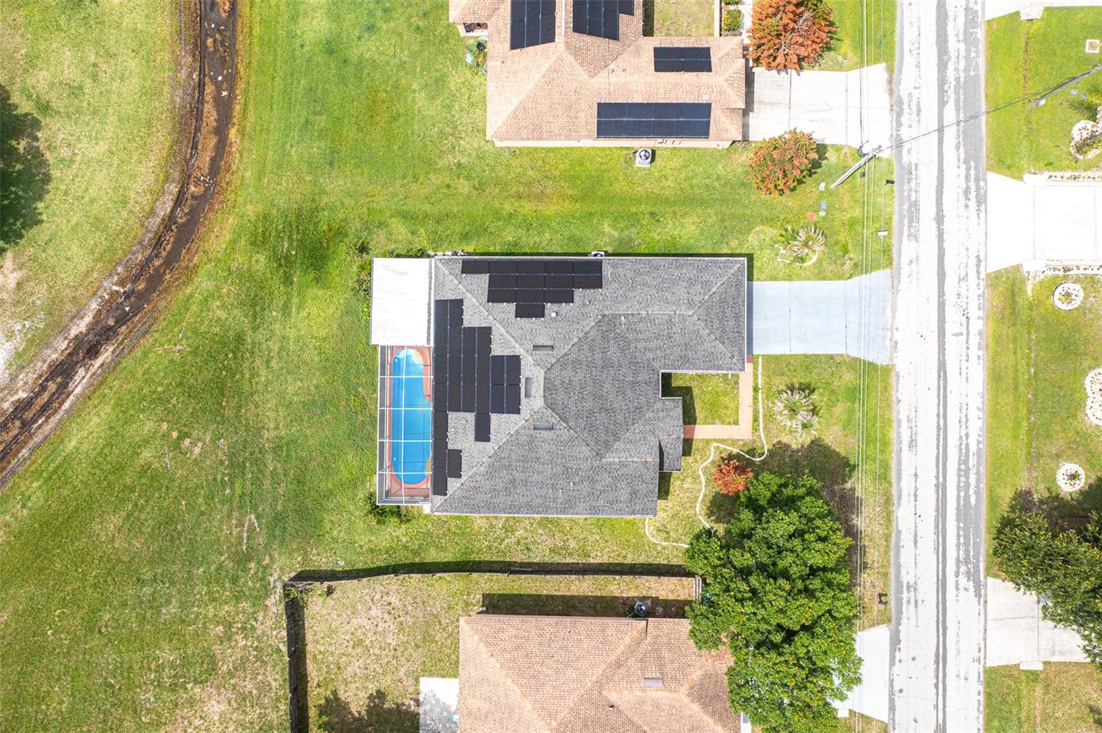 885 ADOUR DR