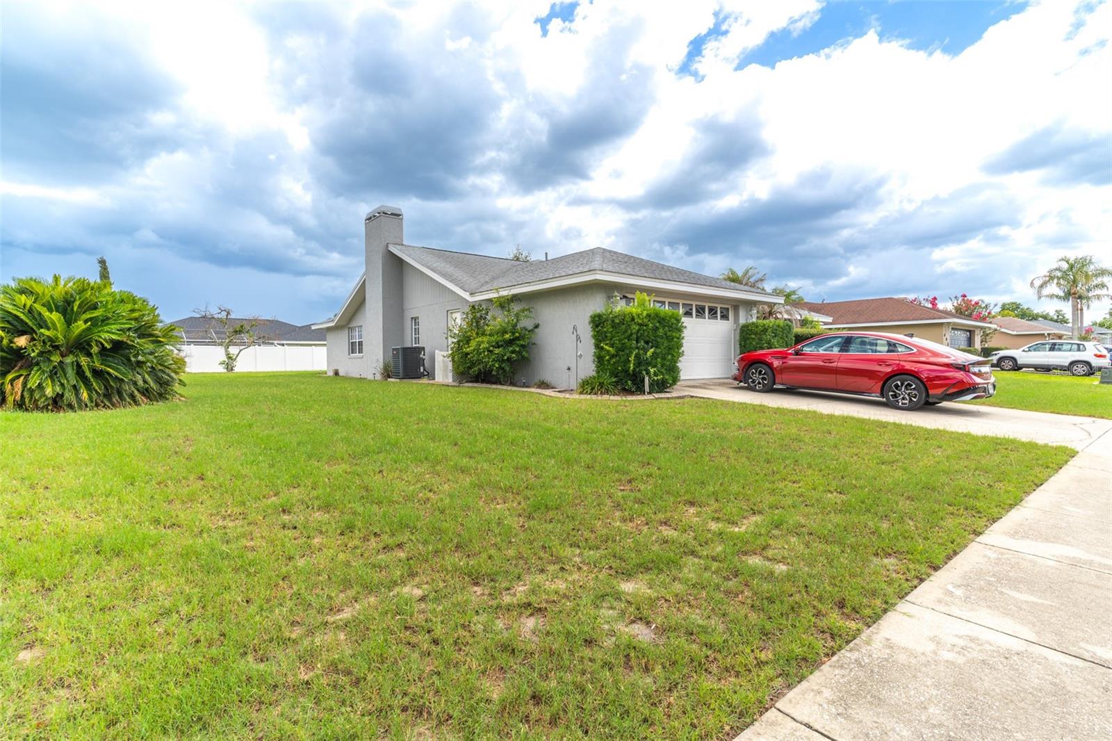 699 HUNTERS RUN BLVD