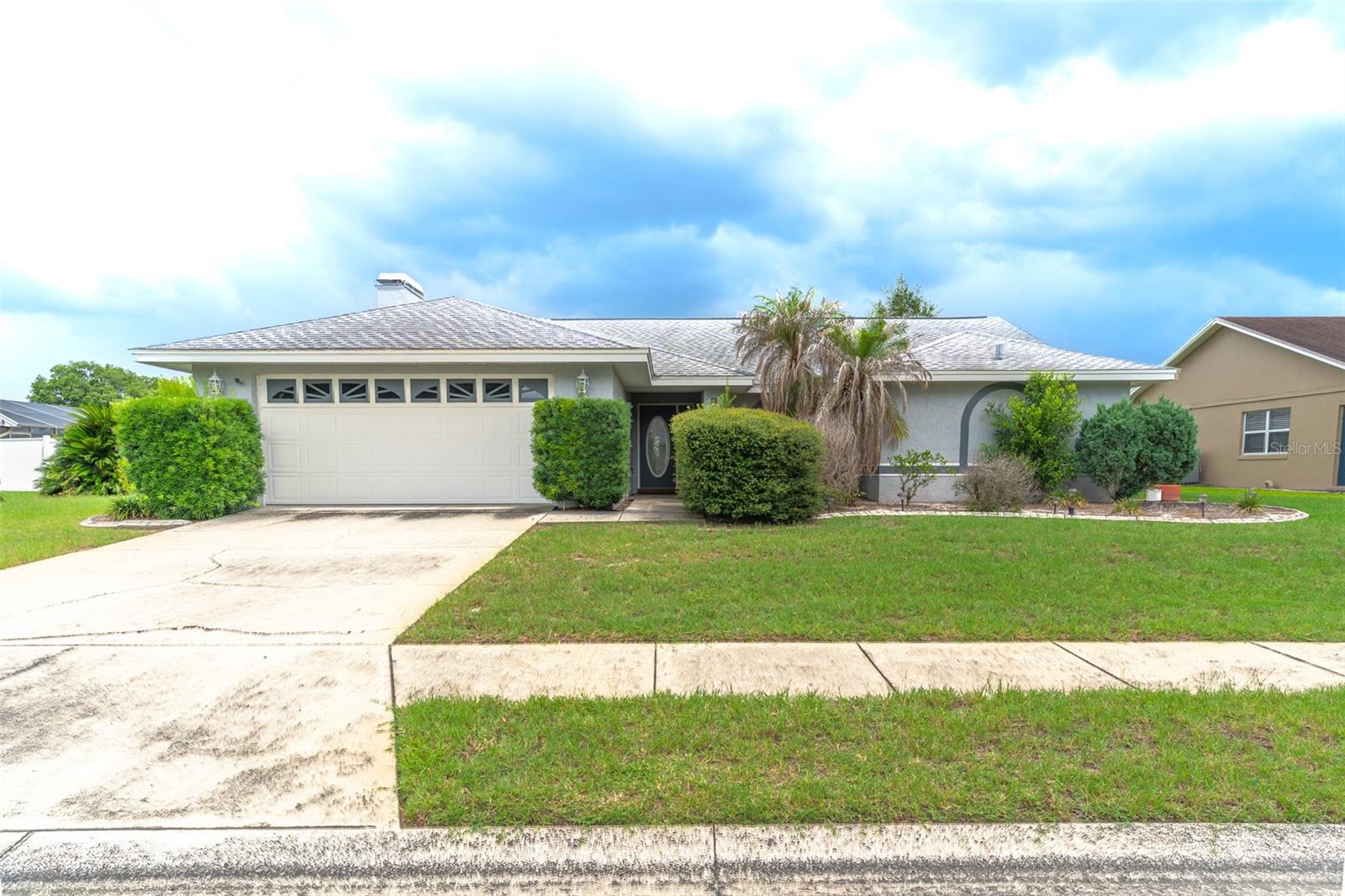 699 HUNTERS RUN BLVD