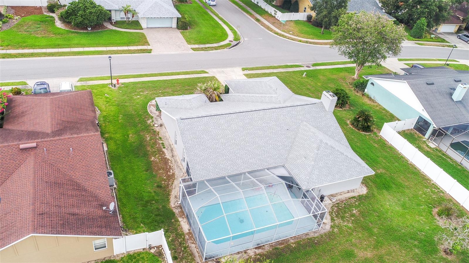 699 HUNTERS RUN BLVD
