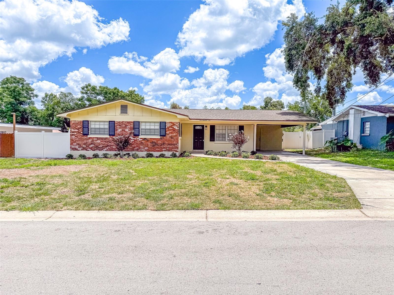 506 15TH CT NE