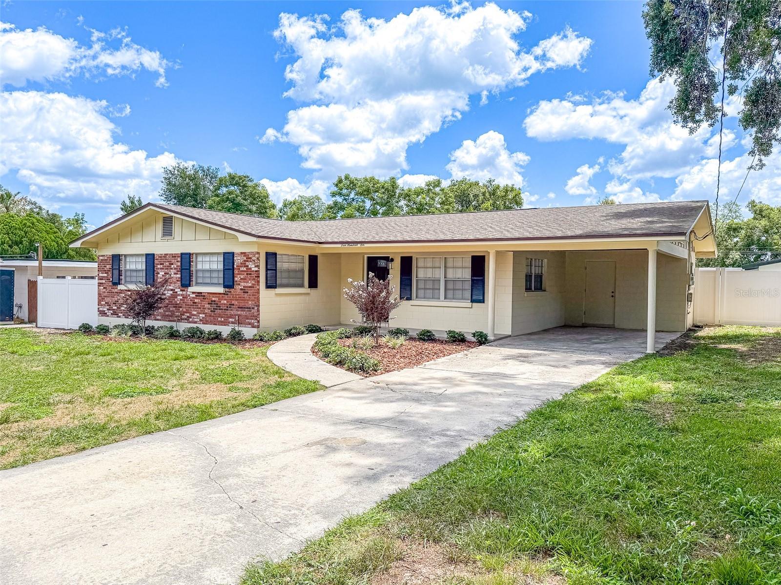 506 15TH CT NE