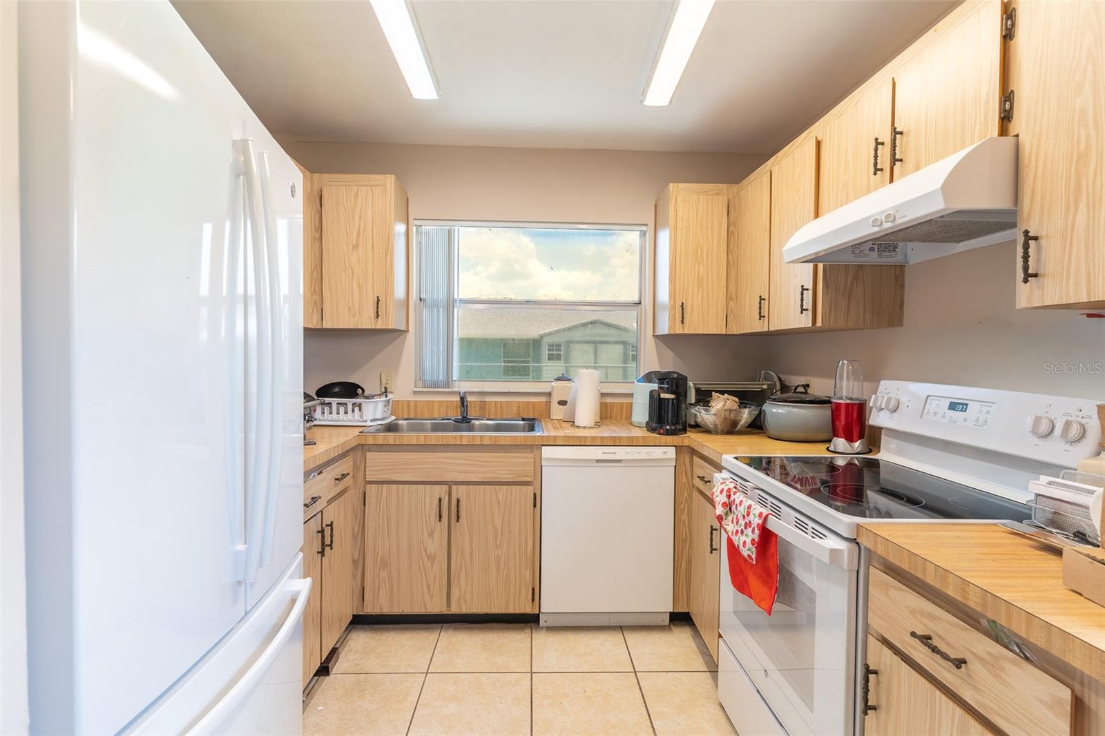 443 BALL CT