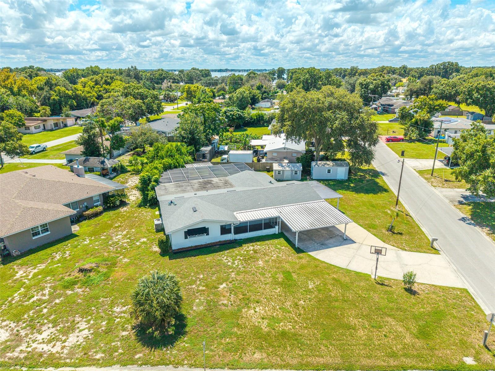1380 S LAKE ROY DR DR