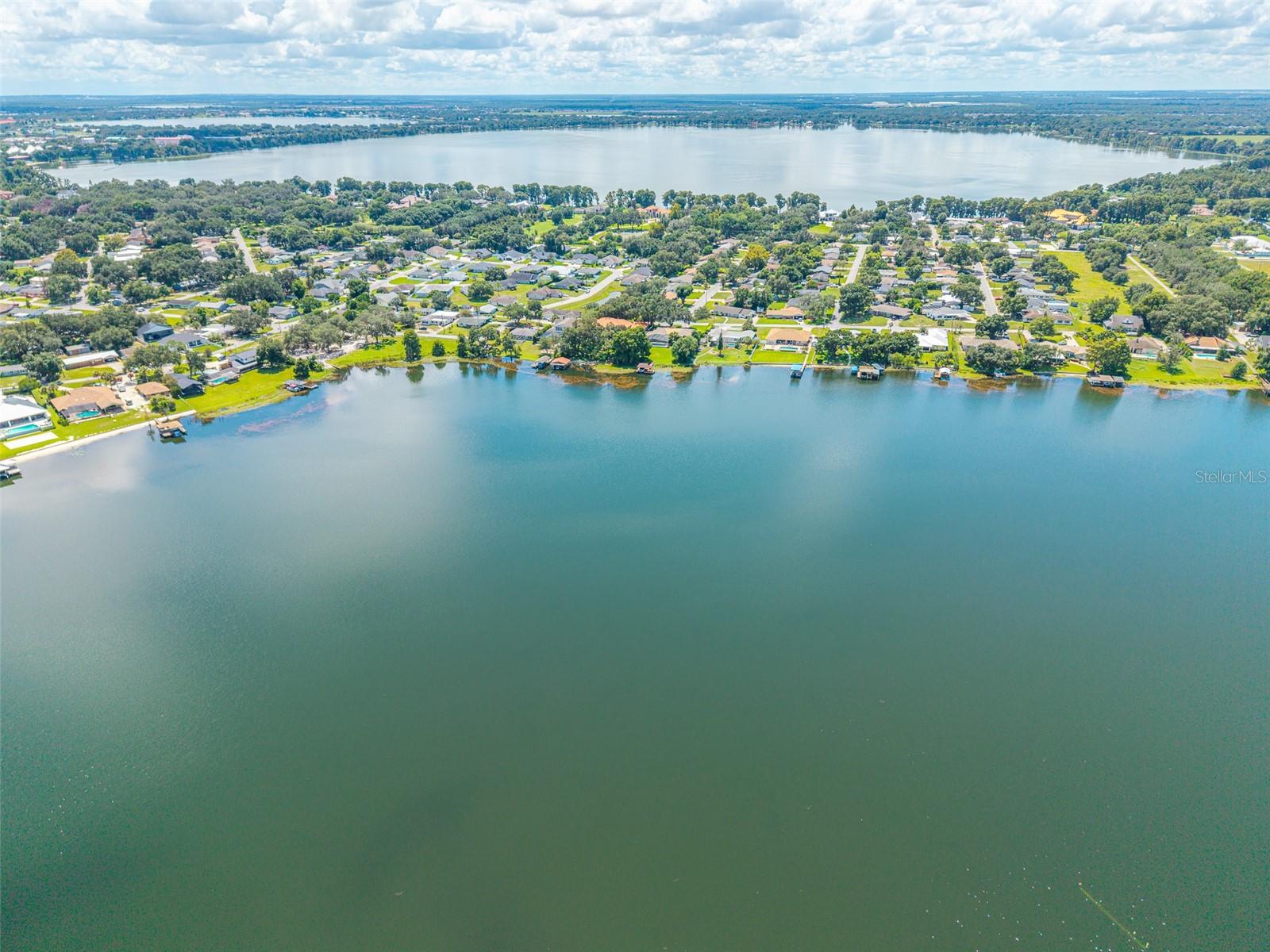 1380 S LAKE ROY DR DR